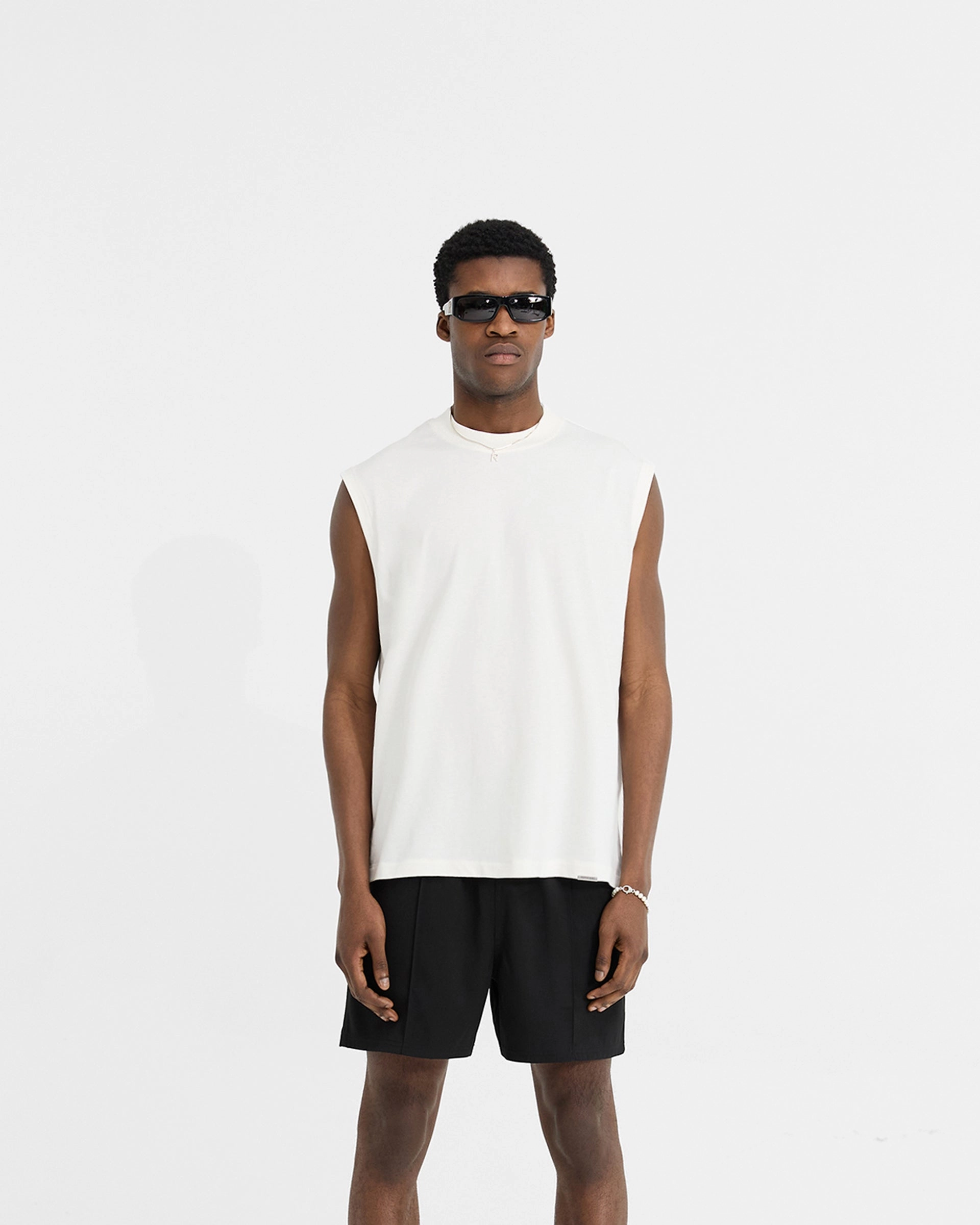 Initial Boxy Tank - Flat White Sleek Stretch Fit Breathable Yarn Composition