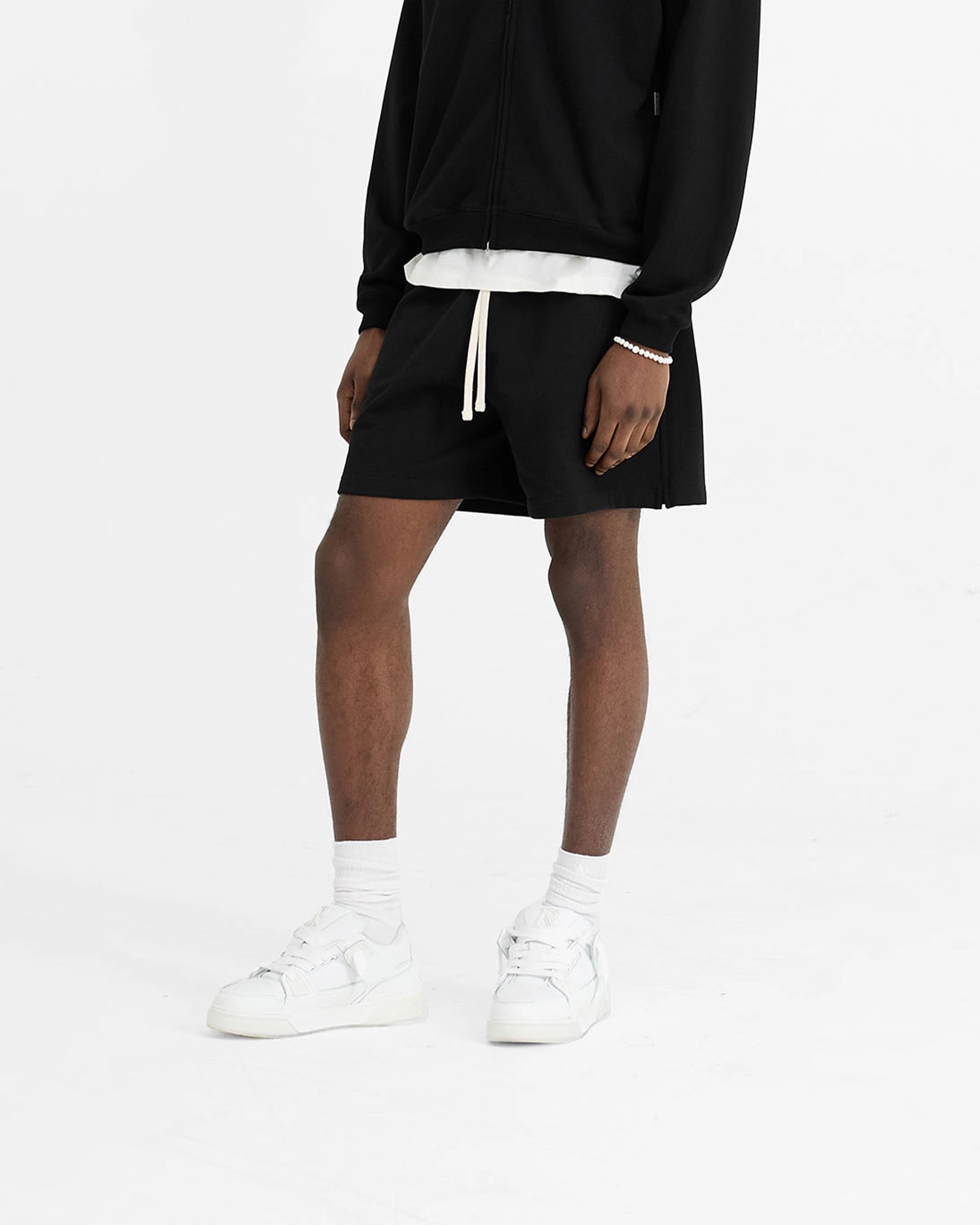 hang dry Initial Sweatshorts - Black