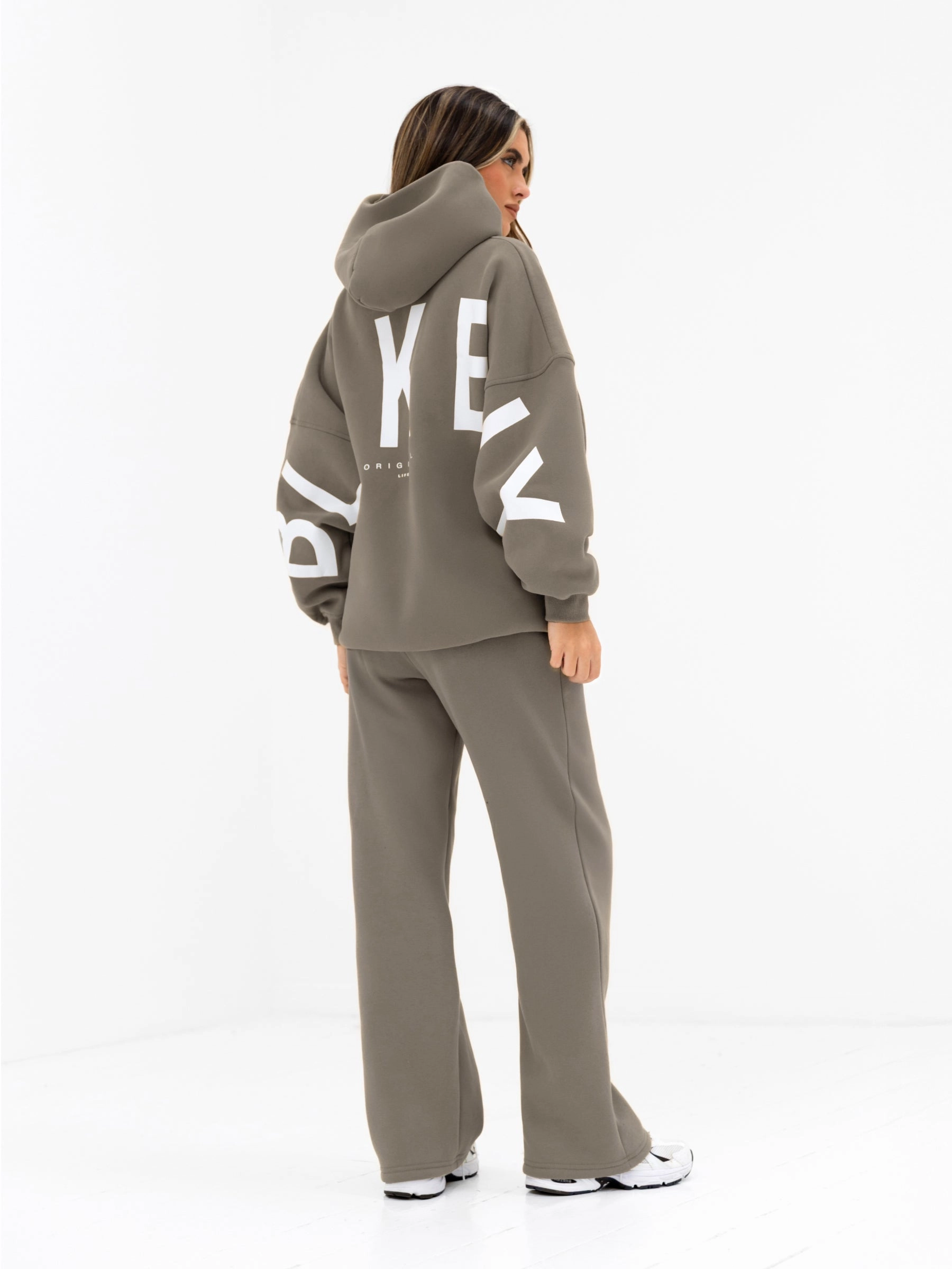 Soft Comfort Isabel Wide Leg Sweatpants - Safari Green