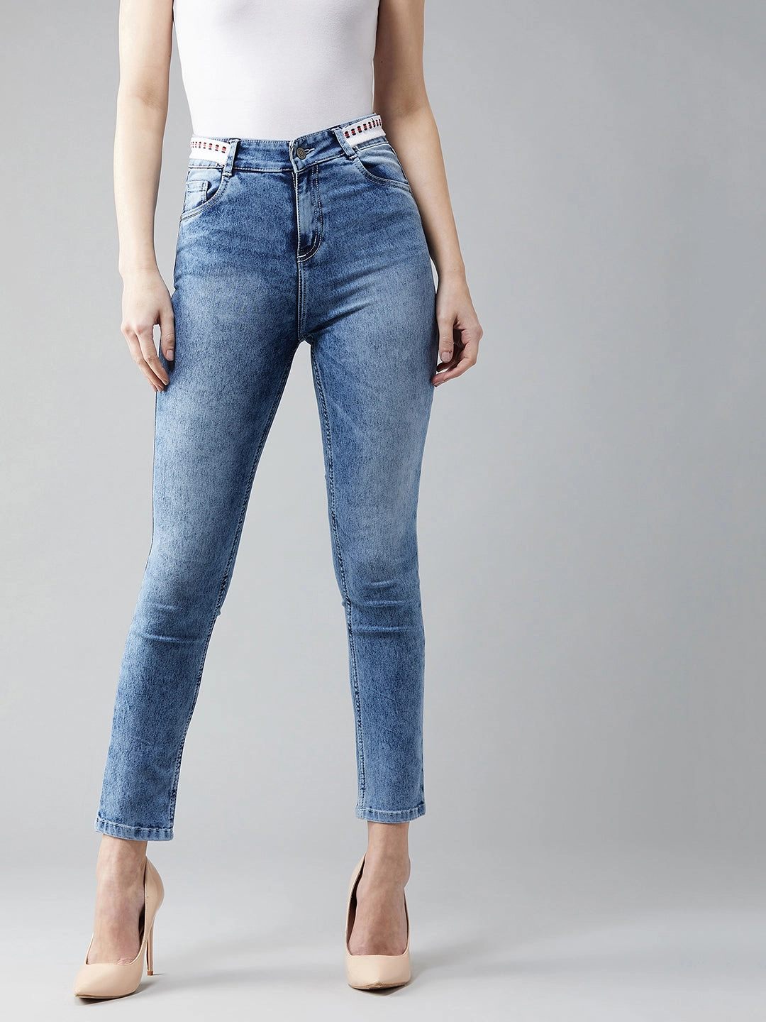 Non Restrictive Thigh Festival Outfit Comfy Artist Vibe Women's Light Blue Slim-Fit High-Rise Light Wash Twill Tape Detailing Stretchable Denim Jeans