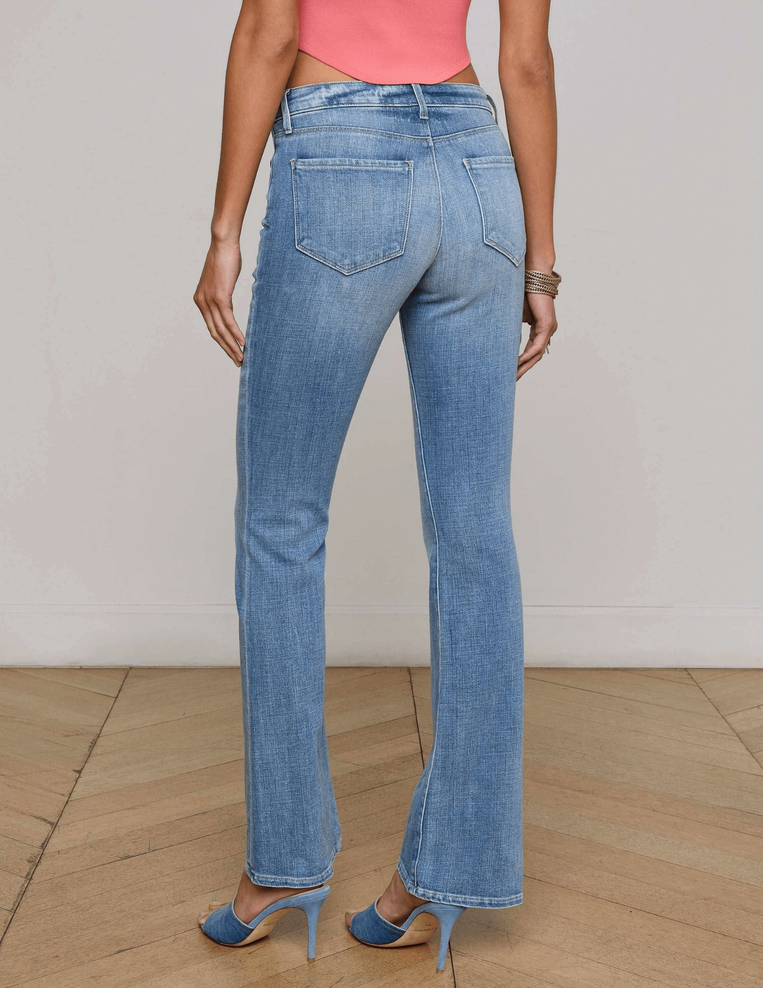 Daywear Option Multi Pocket Design L'AGENCE Cara Low-Rise Bootcut Jeans in Ibarra