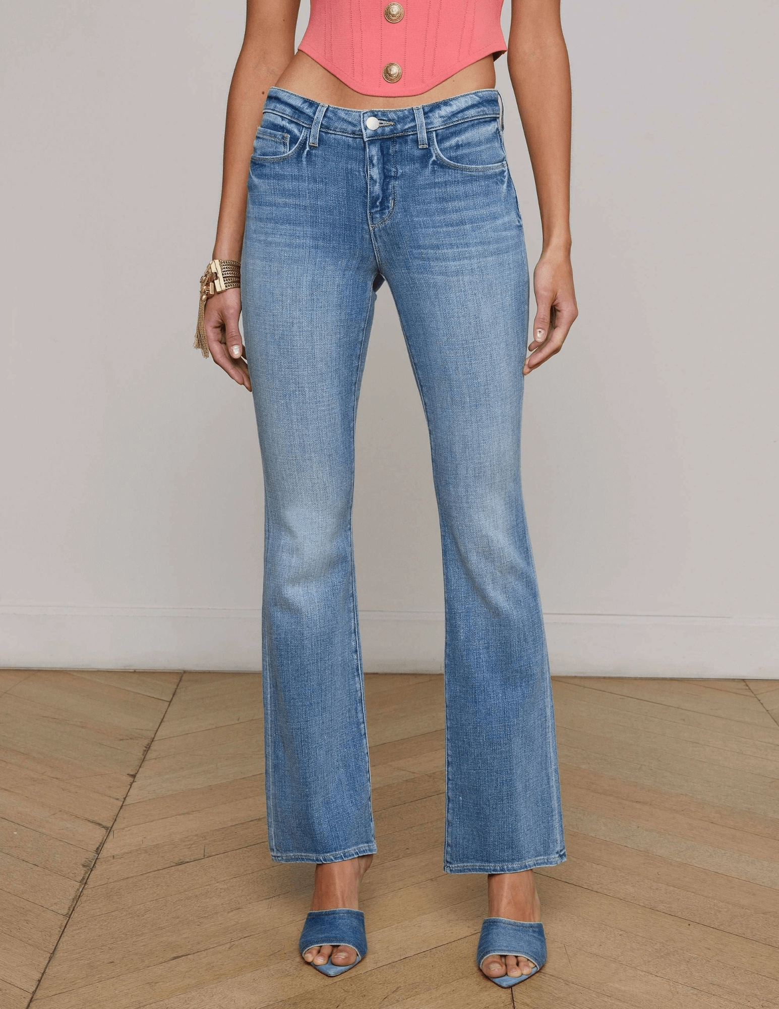 Trusted Outfit L'AGENCE Cara Low-Rise Bootcut Jeans in Ibarra