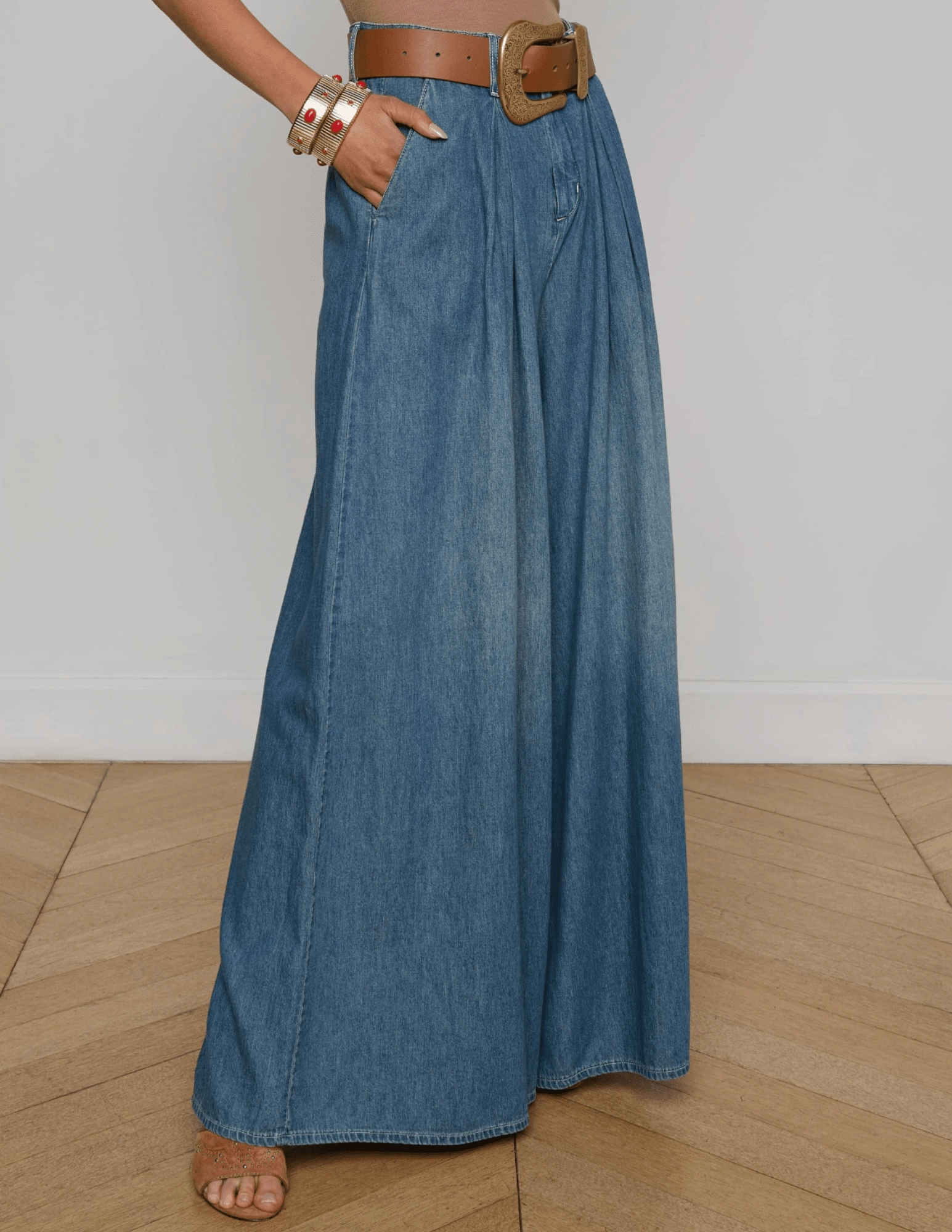 Creative Look Elegant Road Trip Friction Free Inner Lining L'AGENCE Lorenza High Rise Palazzo Jeans in Saratoga