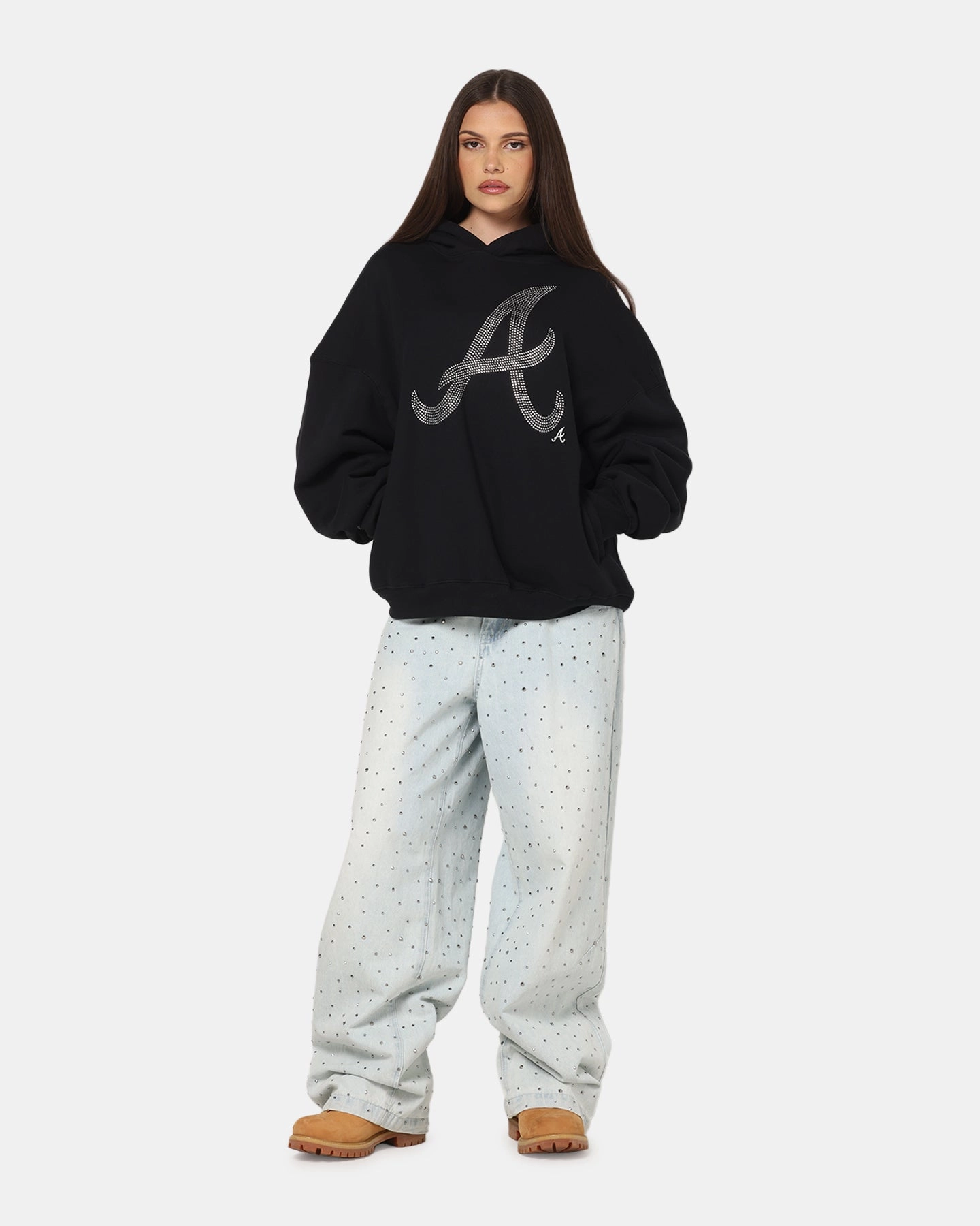 Everyday Comfort Fit Mitchell & Ness Atlanta Braves Rhinestone Hoodie Faded Black