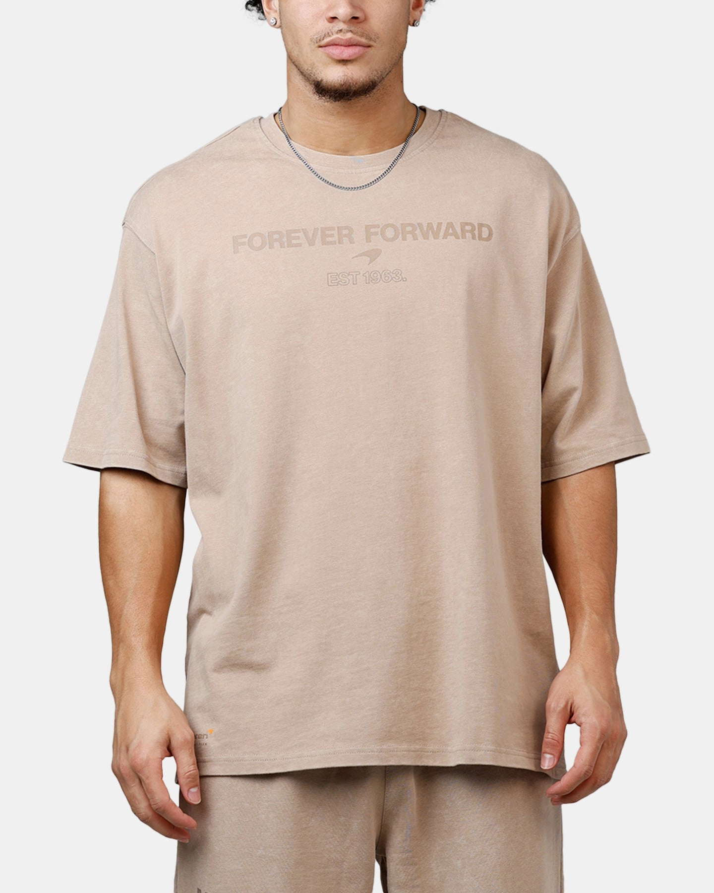 New Era X Mclaren Speedmark T-Shirt Taupe Flatlock Seam