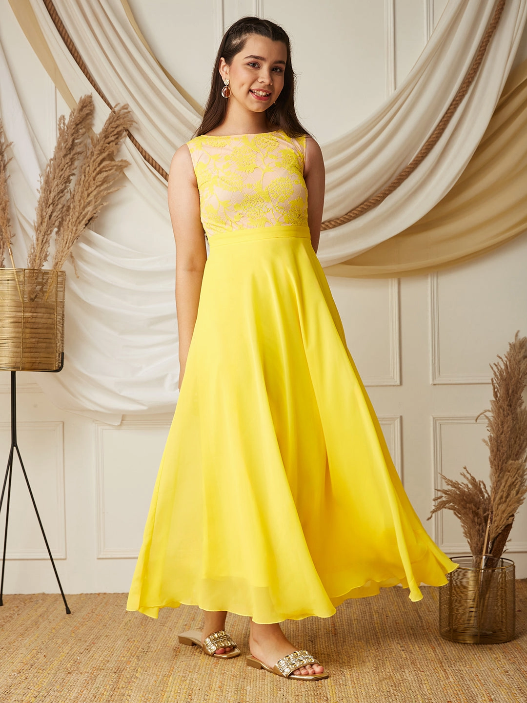 Clean Structure Light Yellow Boat-Neck Sleeveless Solid Lace Overlaid Polyester Maxi Dress