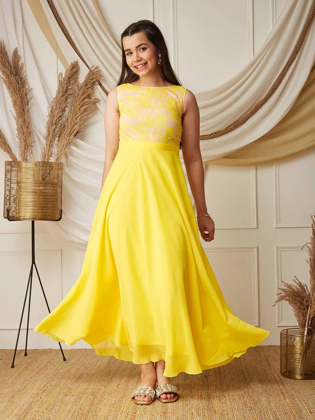 Classic Flow Daily Confidence Light Yellow Boat-Neck Sleeveless Solid Lace Overlaid Polyester Maxi Dress