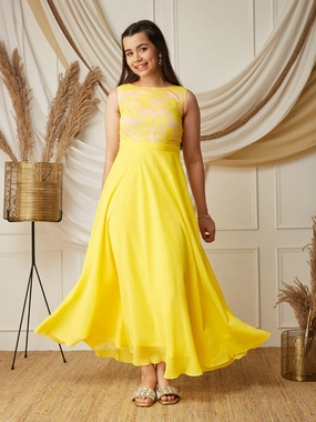 Light Yellow Boat-Neck Sleeveless Solid Lace Overlaid Polyester Maxi Dress Daily Silhouette