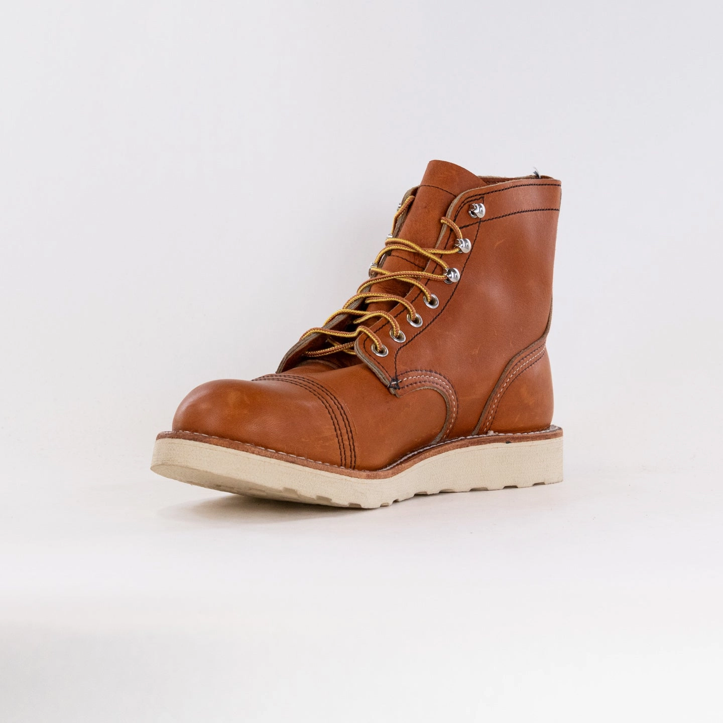 Comfort Lining Daily Walks Red Wing Heritage Iron Ranger Traction Tred 8089 (Men's) - Oro Legacy