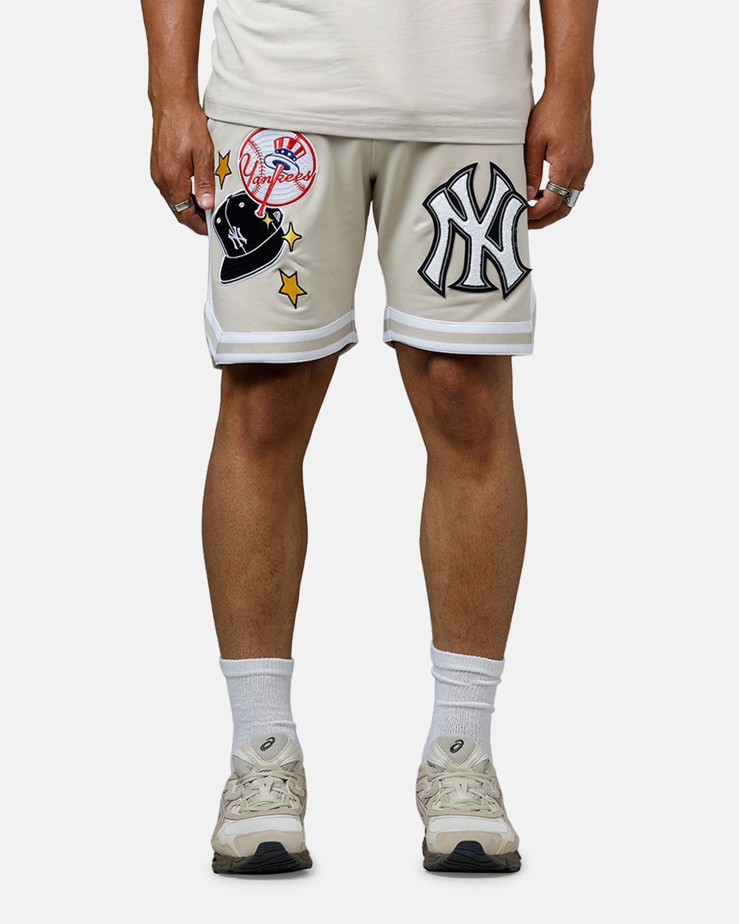 Breathable Performance Wear Quick Layer New Era New York Yankees 'Logo Select' Summer Shorts Stone
