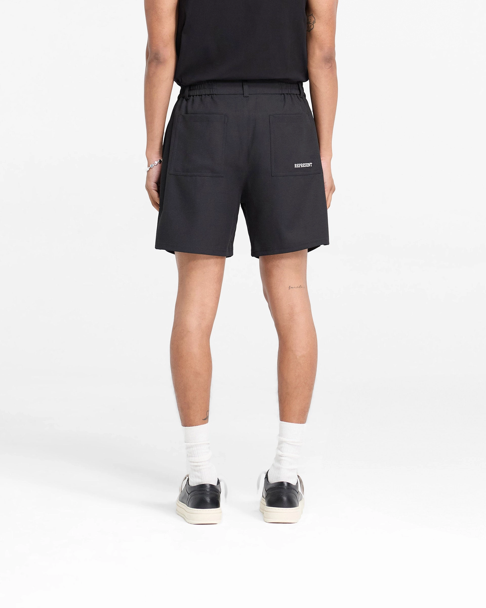 Quick Dry Material Sporty Vibe Wear Logo Yacht Short - Black