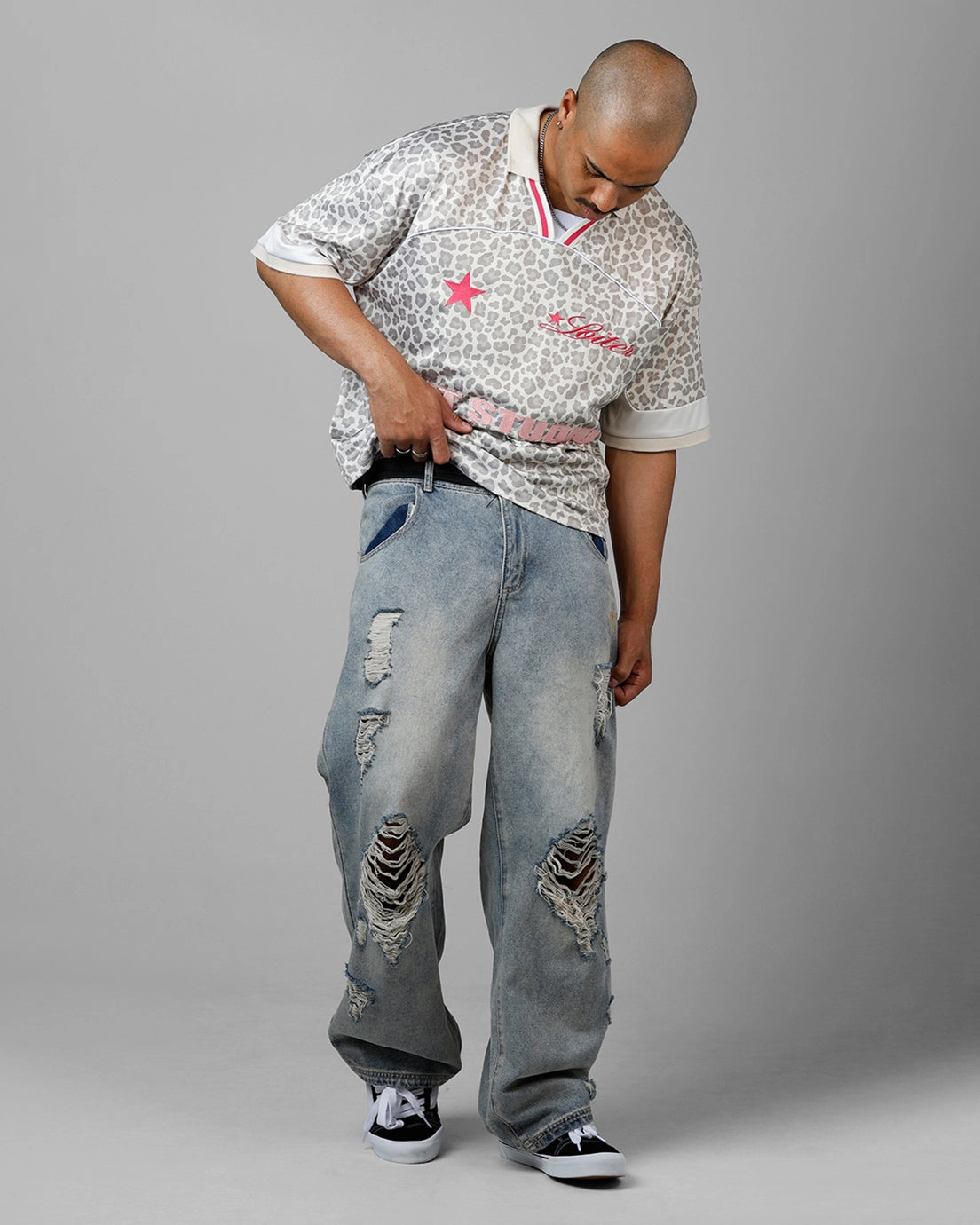 Loiter Art Studio United Jersey Snow Leopard ZipperedPockets WrinkleResistant Cloth