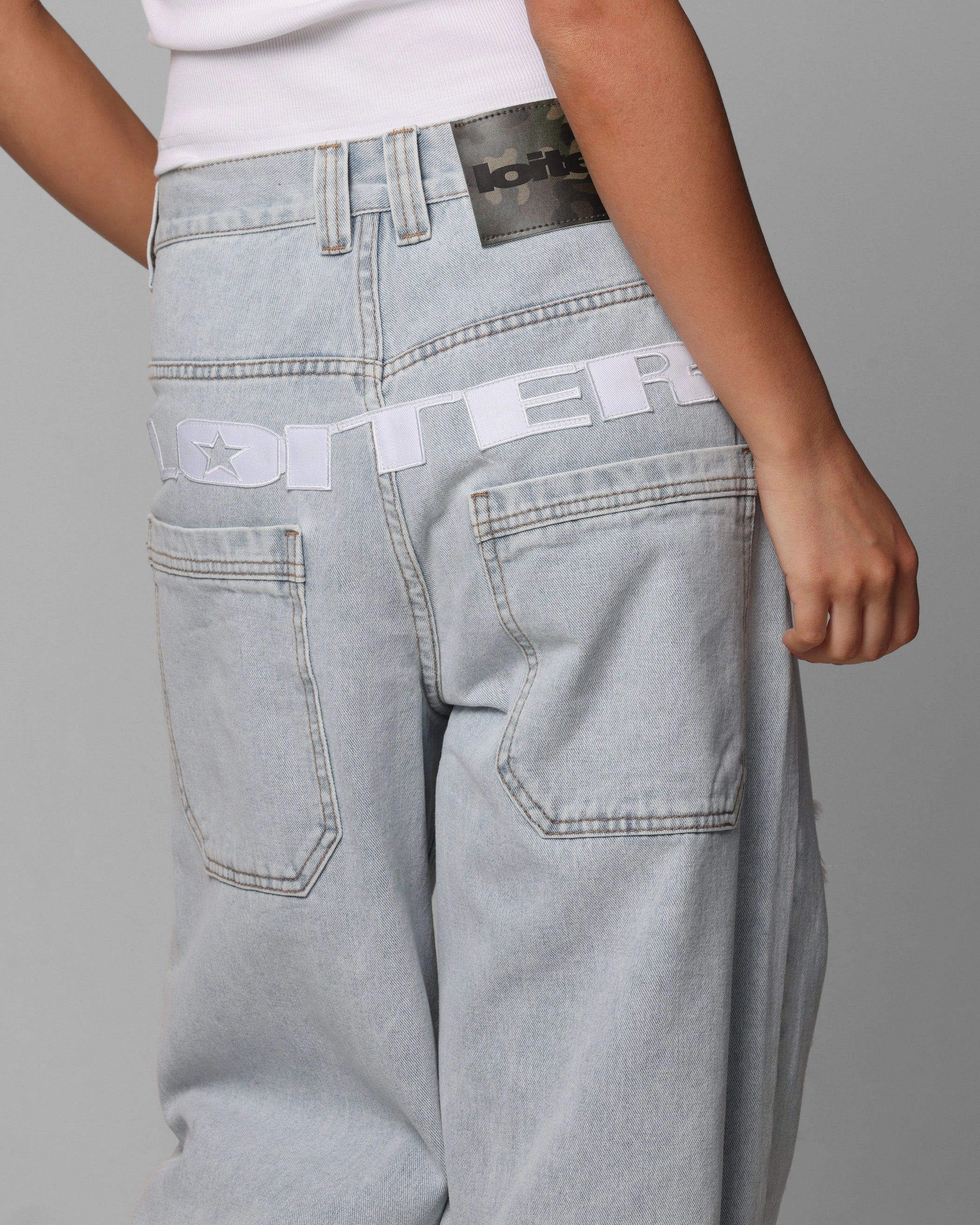 Full Motion Loiter Collateral Distressed Jeans Denim Camo