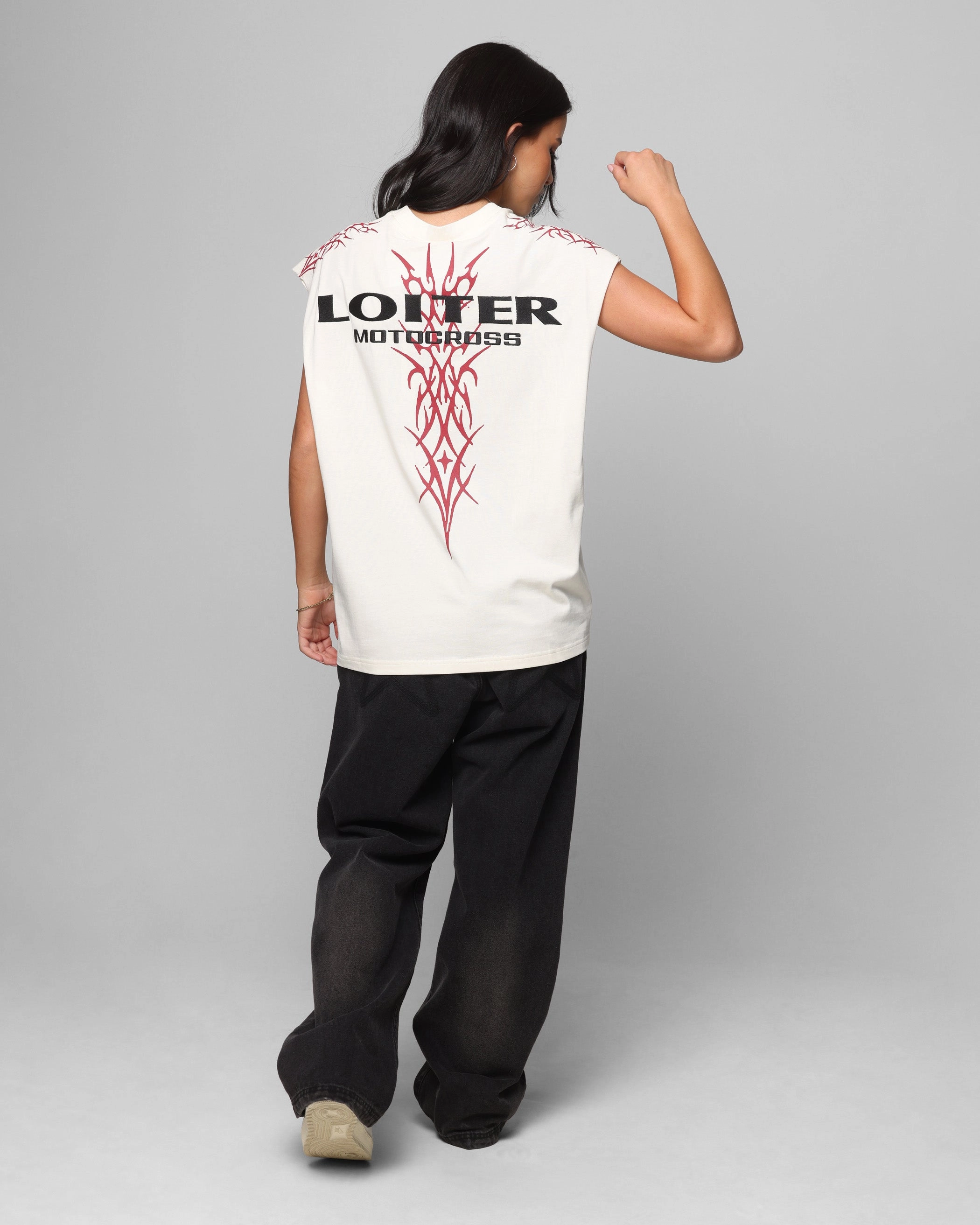 NonIrritatingSeams LaserCut Edges Loiter Cyber Muscle T-Shirt Off White