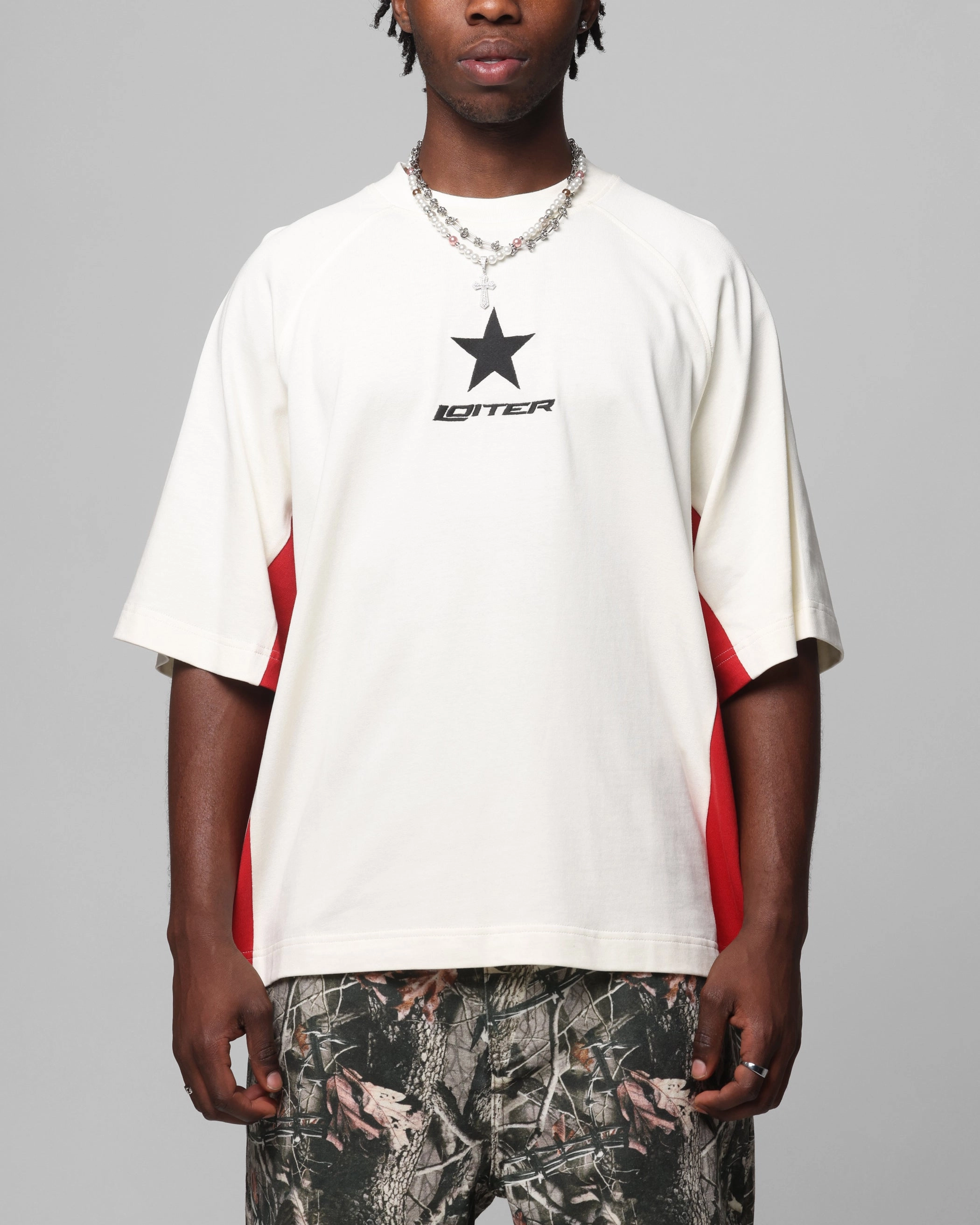 Loiter Daytona Panel T-Shirt White/Pink OdorControl Technology