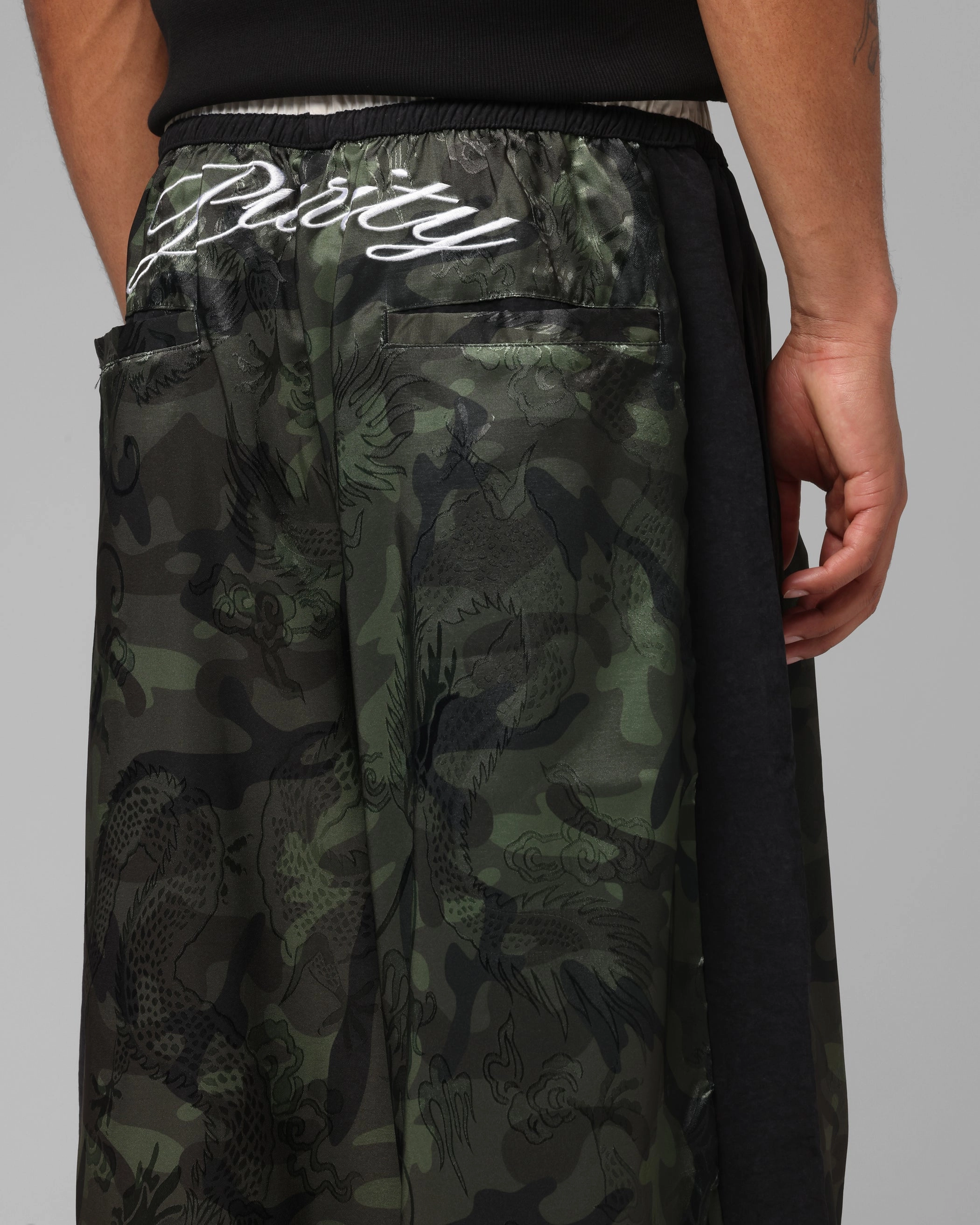 Seasonal Basic Loiter Fight Club 3 Quarter Shorts Woodland Camo