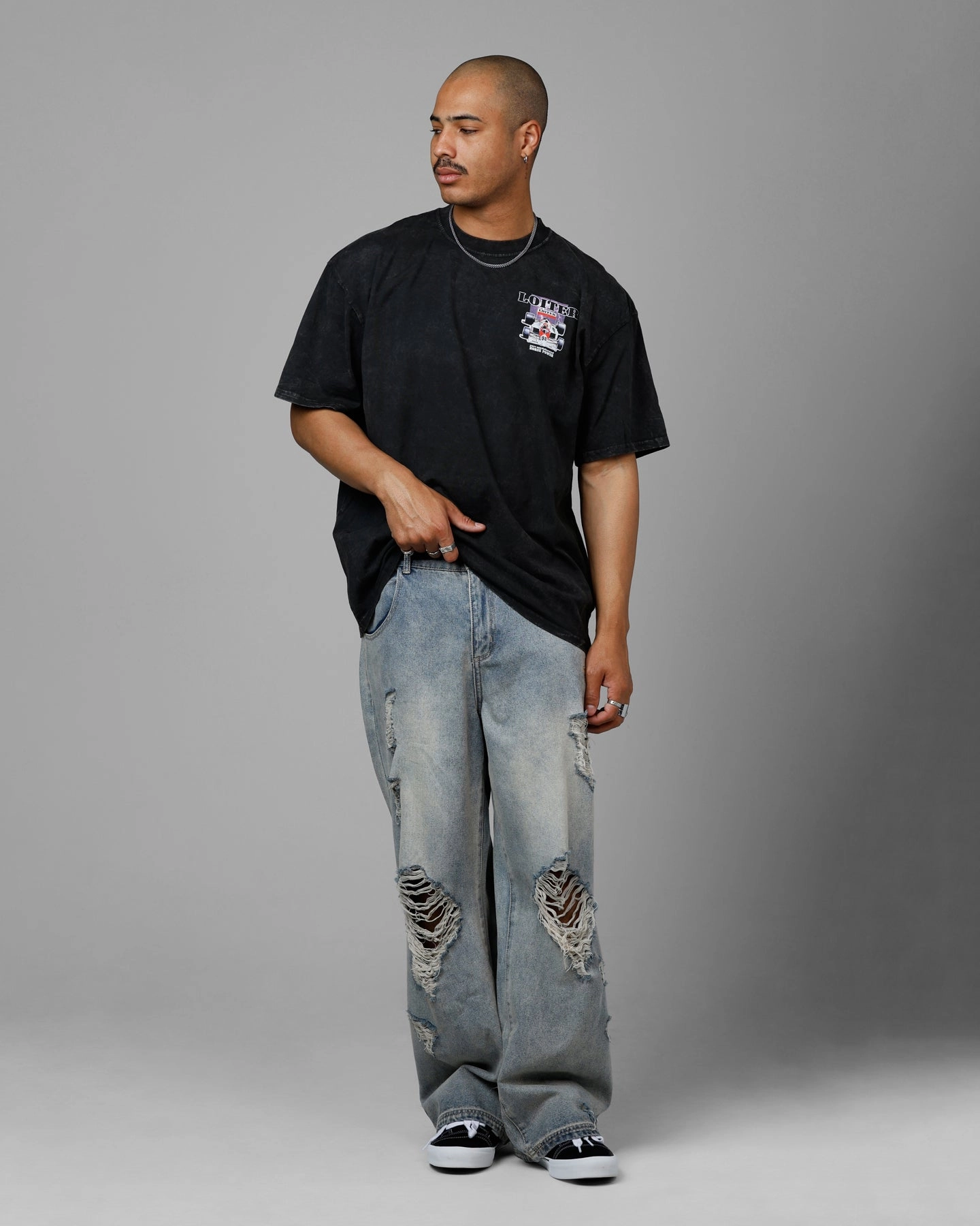 TaglessComfort PolishedFinish Loiter Horse Power Vintage Drop T-Shirt Black Acidwash