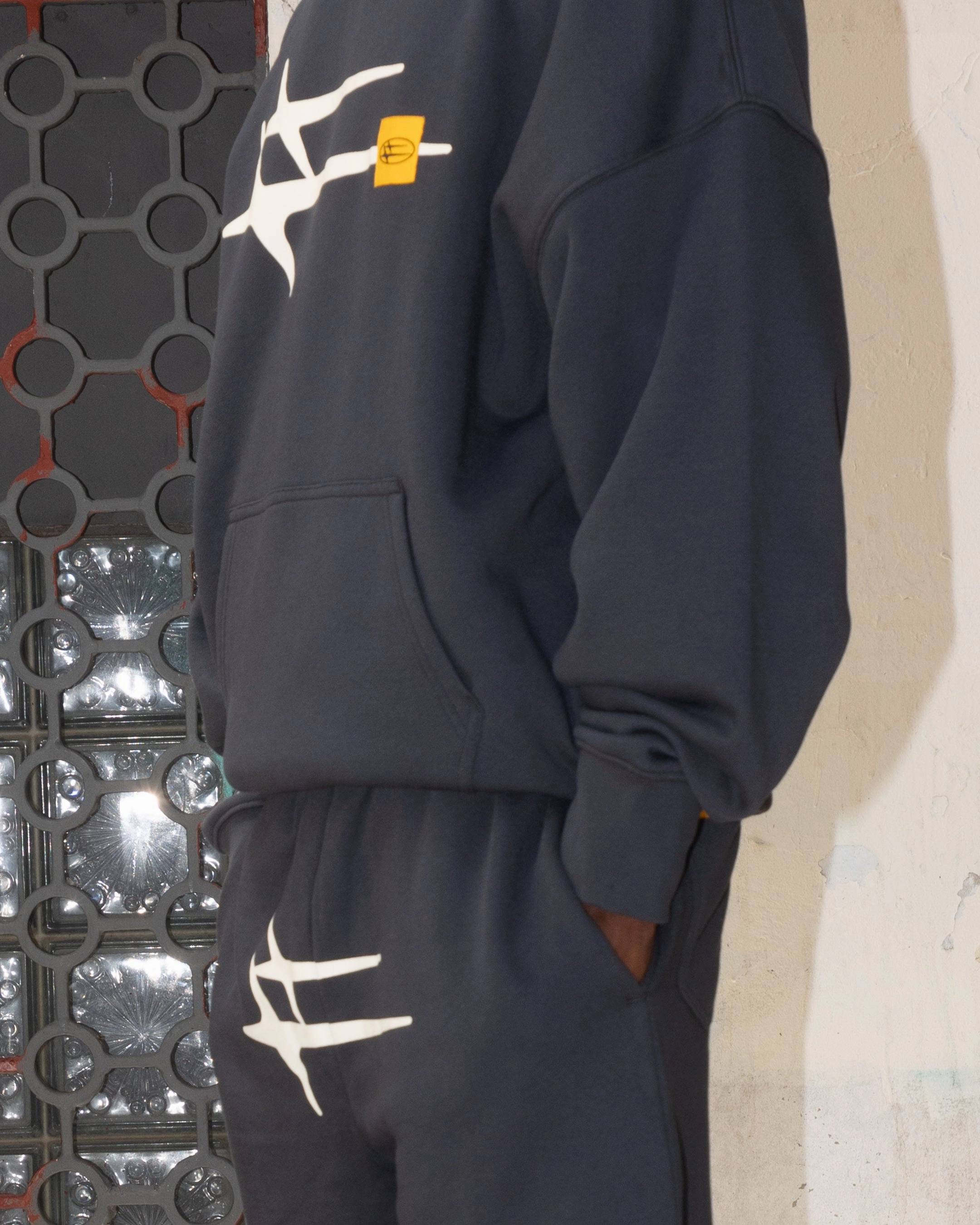 Sporty Cut Loiter Hybrid Sweatpants Charcoal