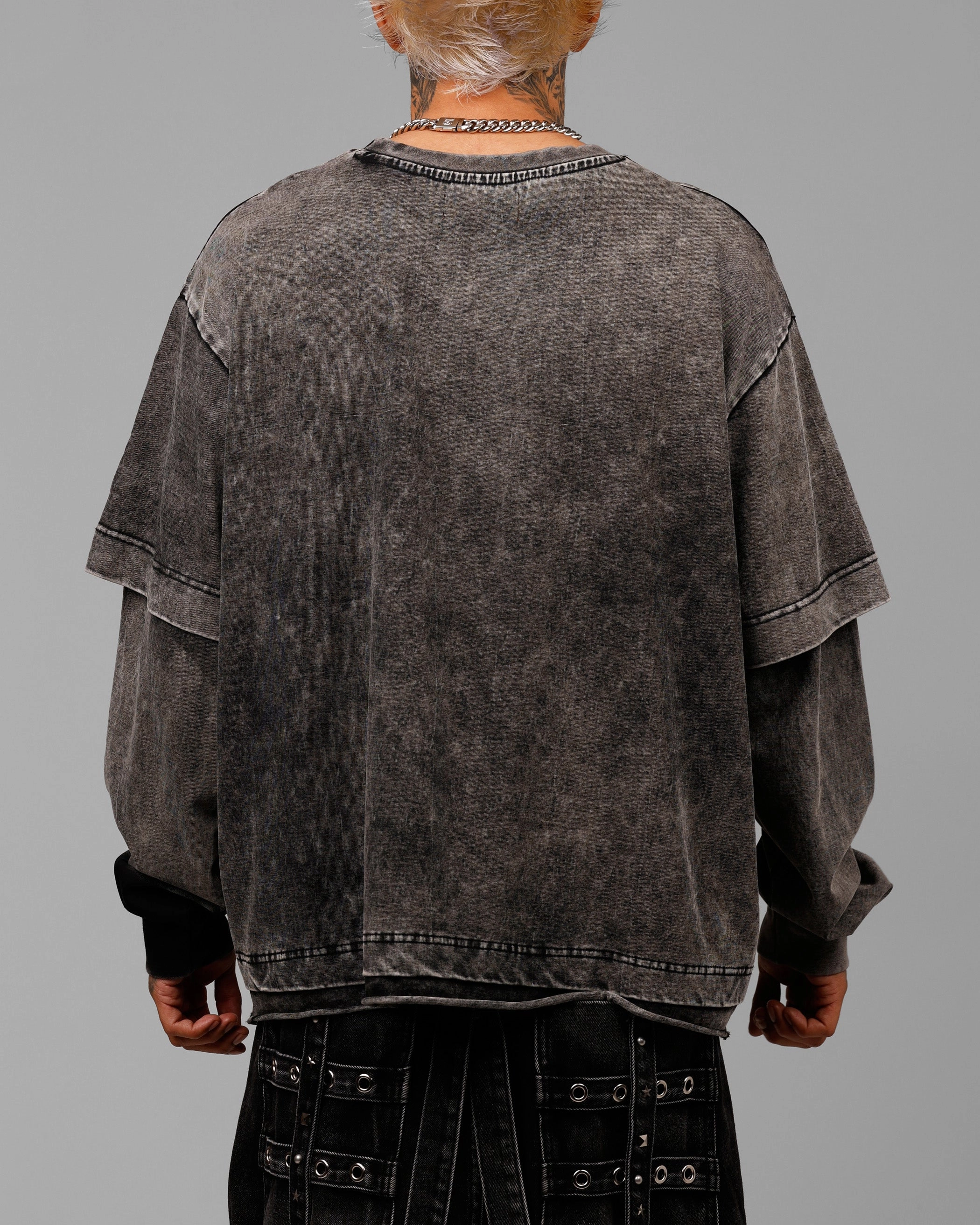 Loiter Impact Long Sleeve T-Shirt Washed Black/White Shrinkage Prevention Treatment LayeredCuff