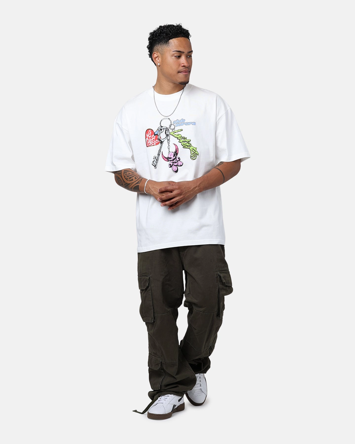 AdjustableHem ButtonlessClosure Loiter Key Bump T-Shirt Off-White
