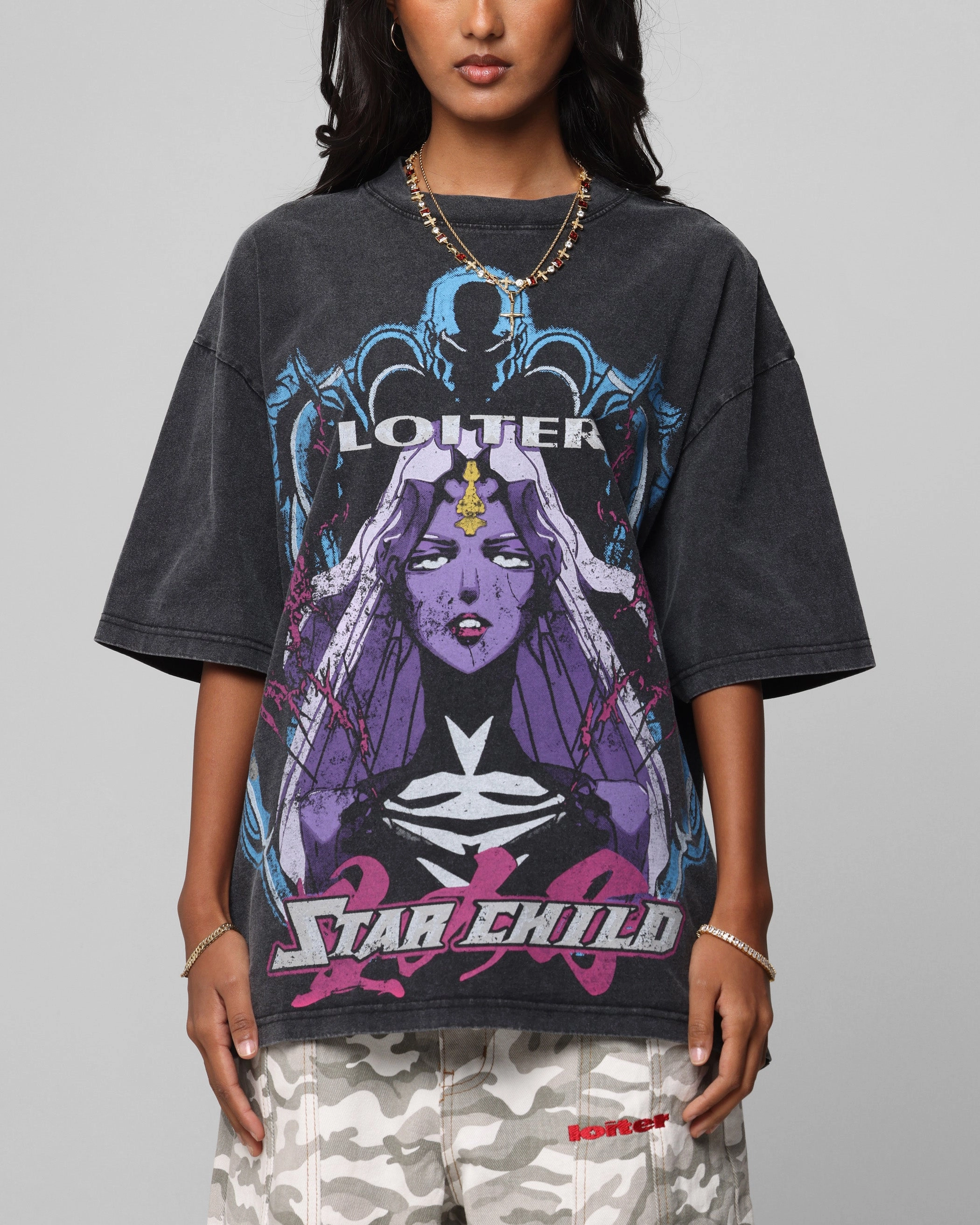 FrictionFreeNeckline Loiter Midnight Widow Vintage T-Shirt Washed Black