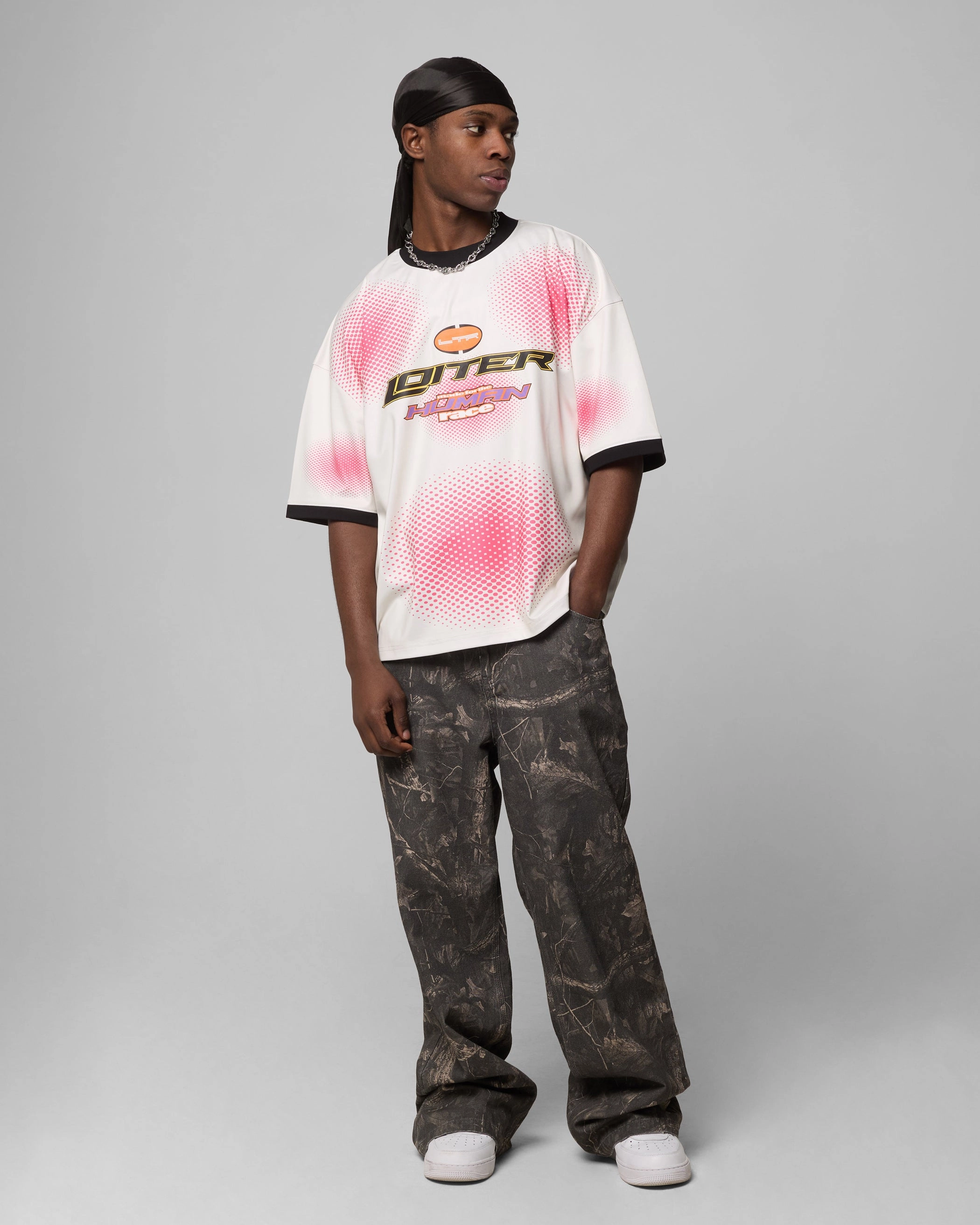 Loiter Motorway Sport T-Shirt Off White/Pink HiddenVentilationPockets