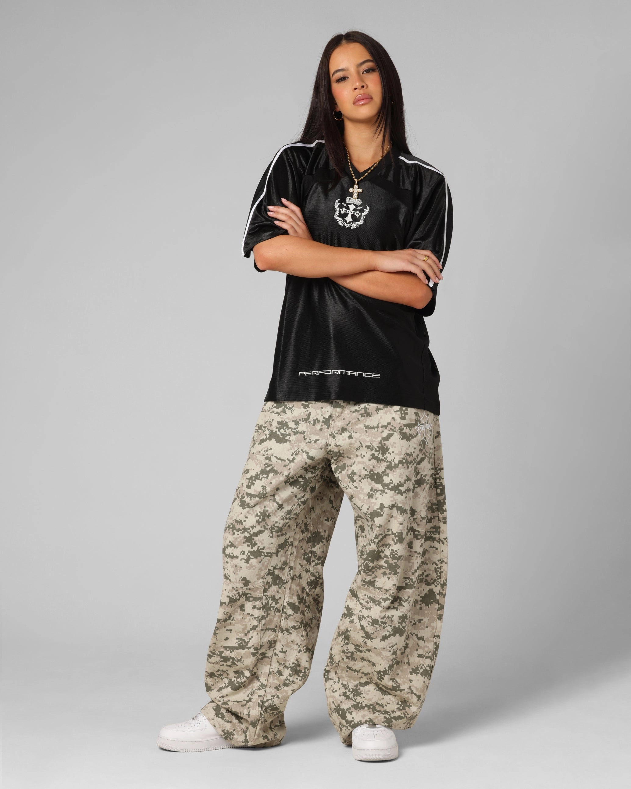 Loiter Purity Jersey Black ButtonlessClosure ButterySoftTextile