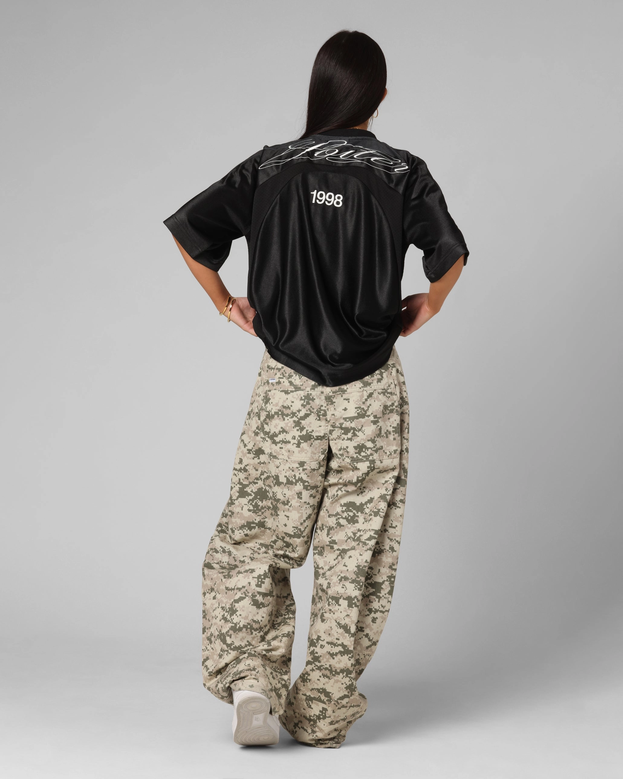 Temperature Regulating Fabric CollapsibleFrame Loiter Purity Jersey Black