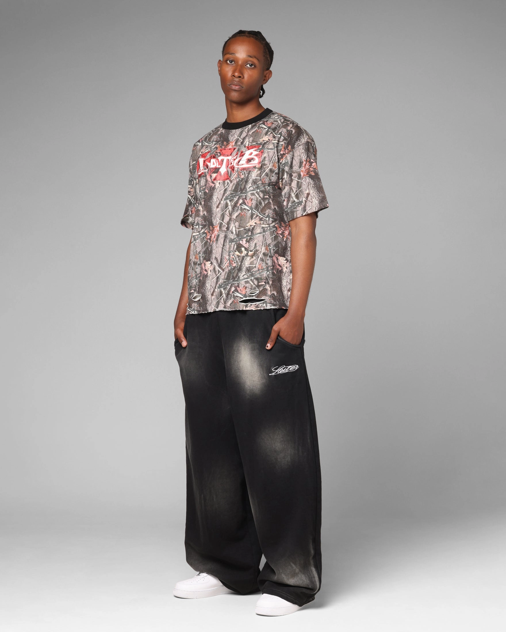 Fashionable Cut Premium Look Loiter Purity Sweatpants Washed Black