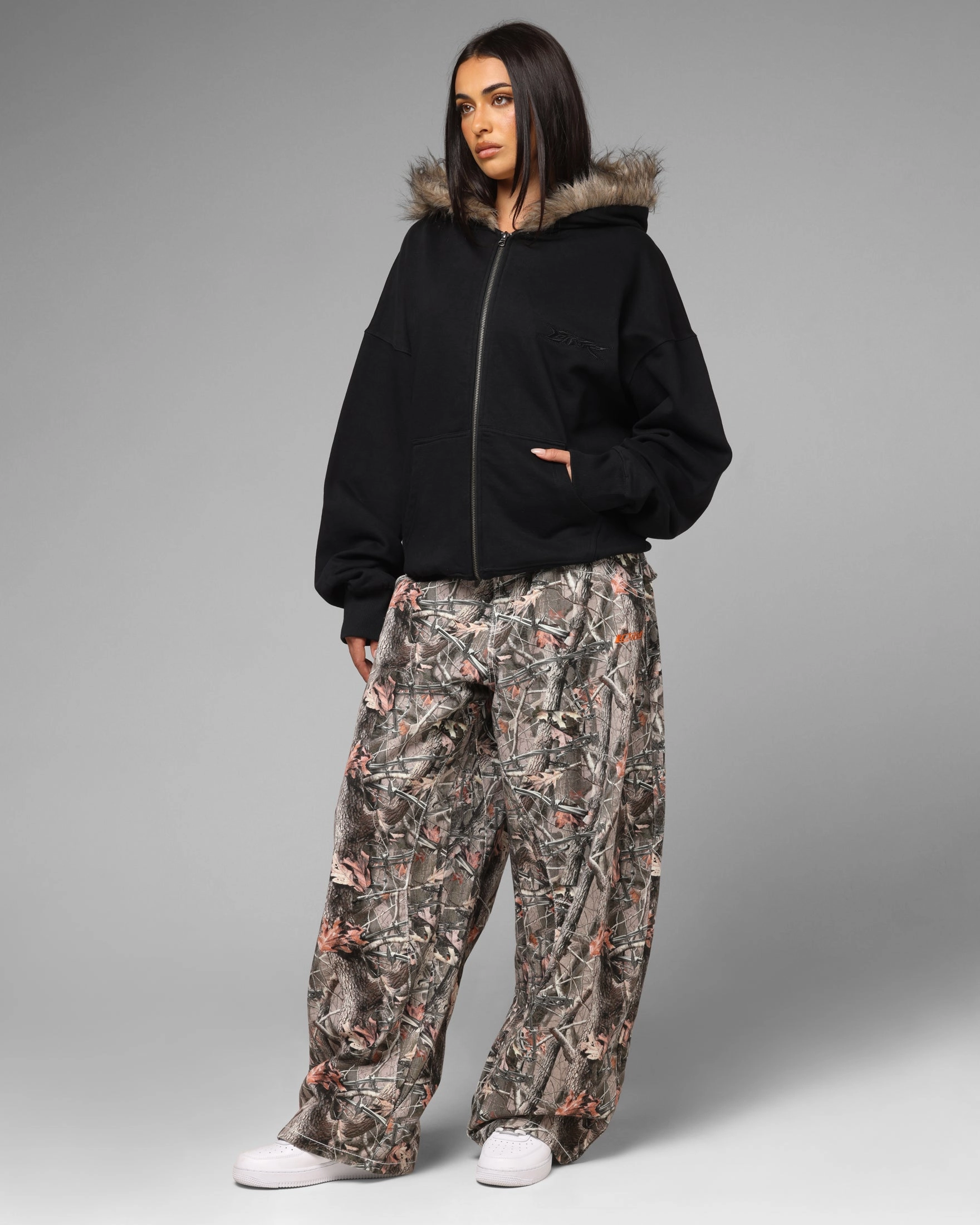 UV Protective Layer WrinkleResistantTextile Loiter Purity Zip Hoodie Black