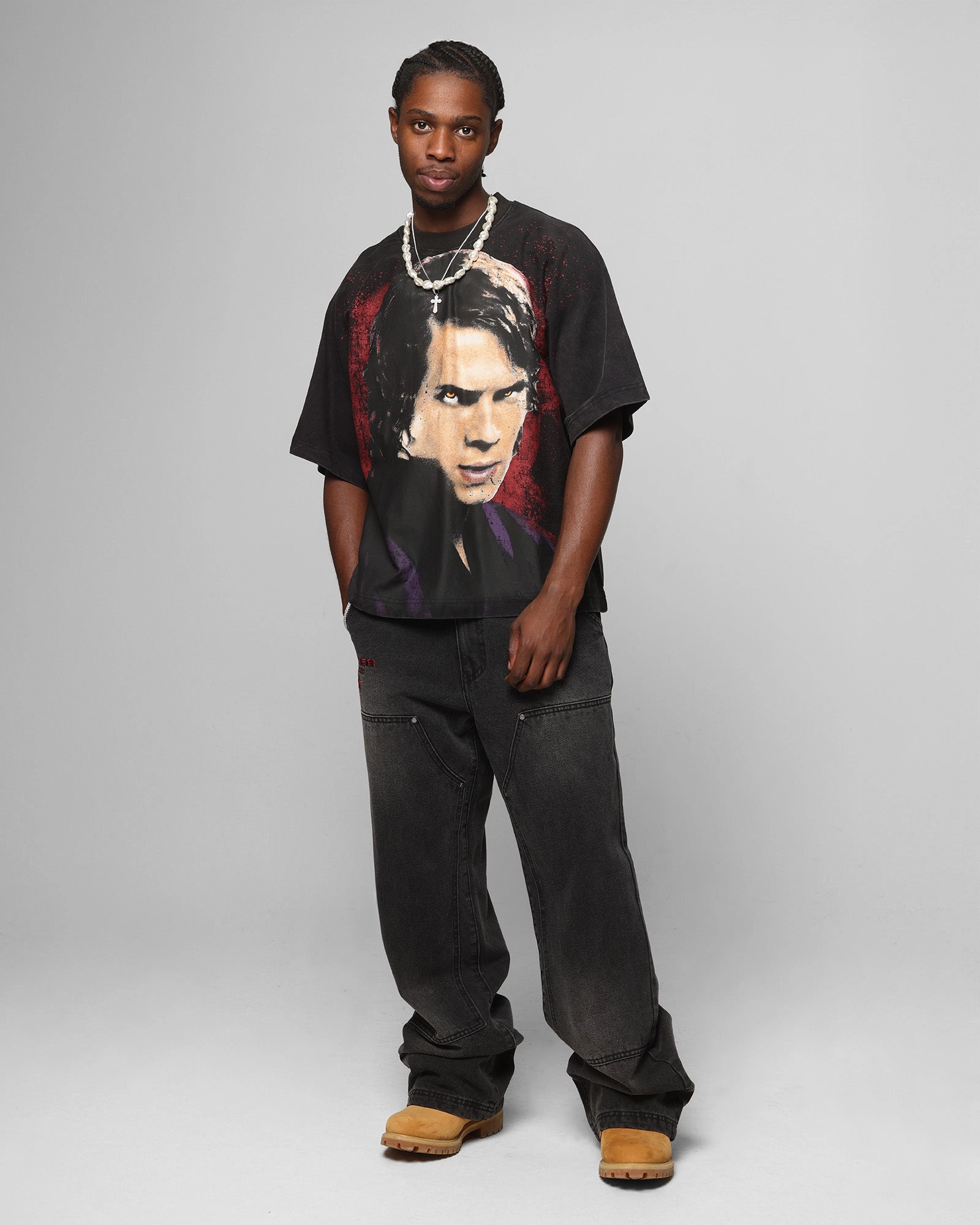 Loiter Star Wars Vader Boxy T-Shirt Washed Black Textured Fabric Finish Fashionable Look