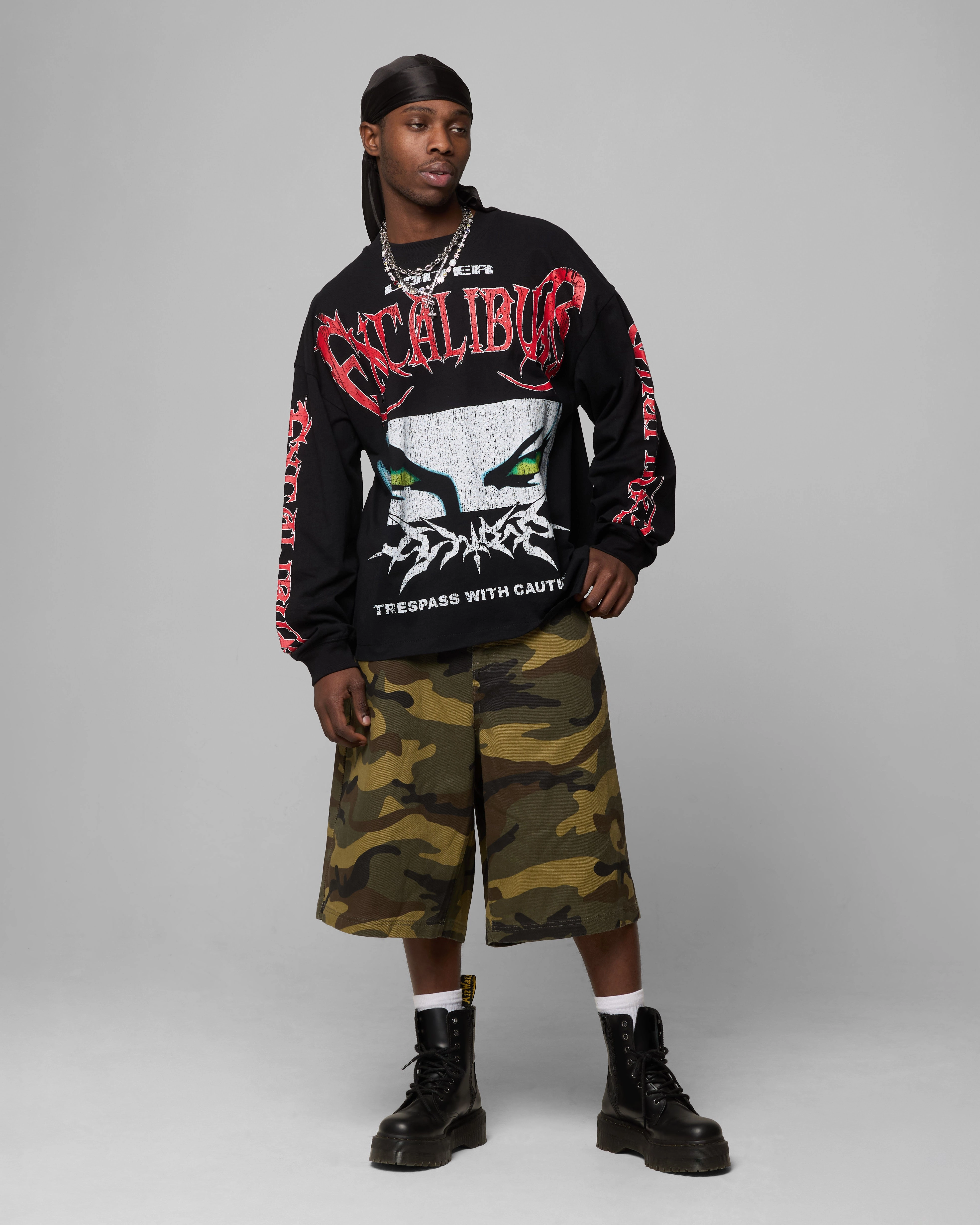 Loose Blouse Loiter Trespass Long Sleeve T-Shirt Vintage Black