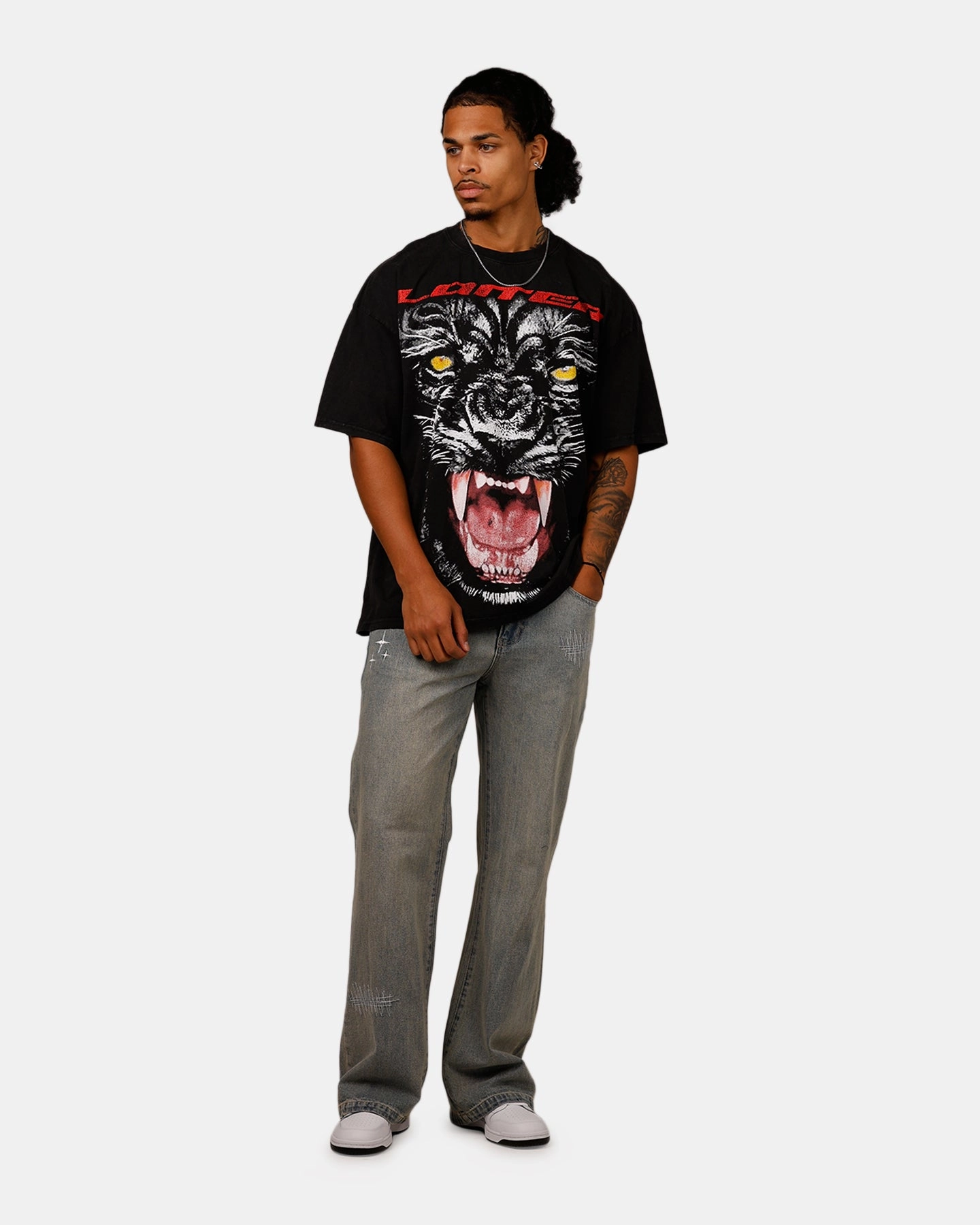 RecycledPolyesterBlend YarnDyedQuality Loiter Urban Beast Vintage T-Shirt Black Acidwash