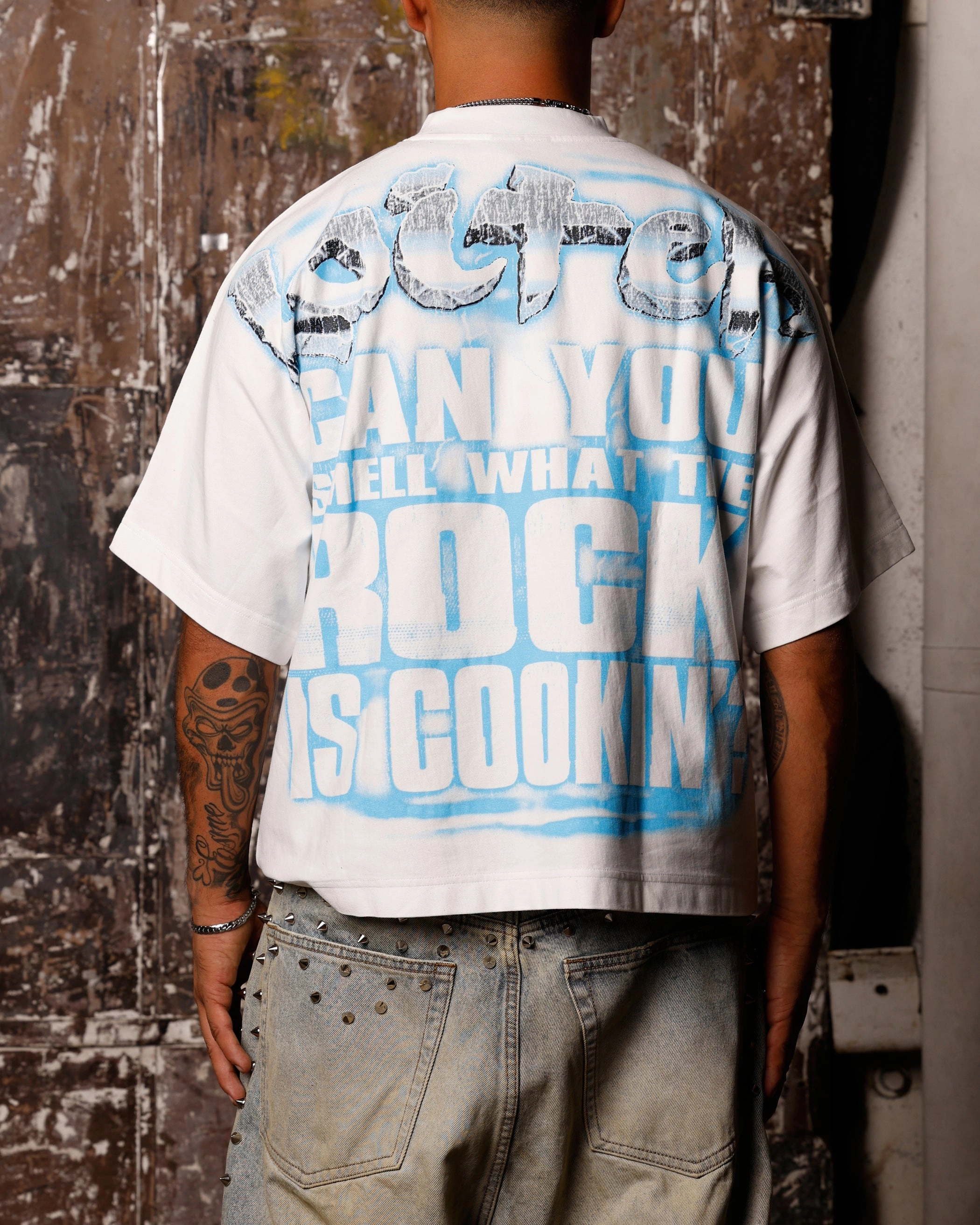 Airflow Optimized Weave Loiter X WWE The Rock Vintage T-Shirt Off White