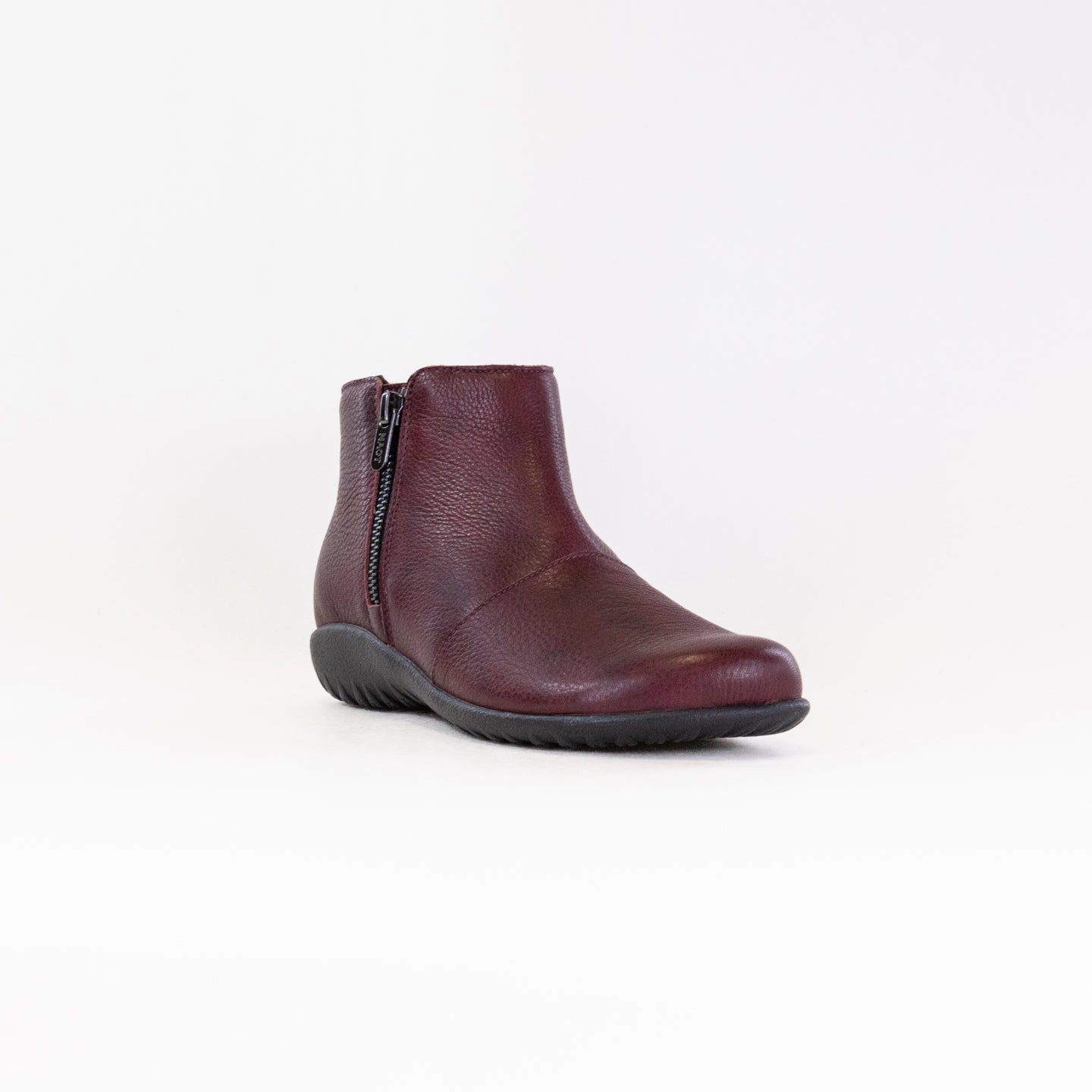 Naot Wanaka (Women's) - Bordeaux Rugged Protection All Day Comfort Design