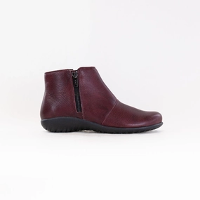 Naot Wanaka (Women's) - Bordeaux Slip On Convenience