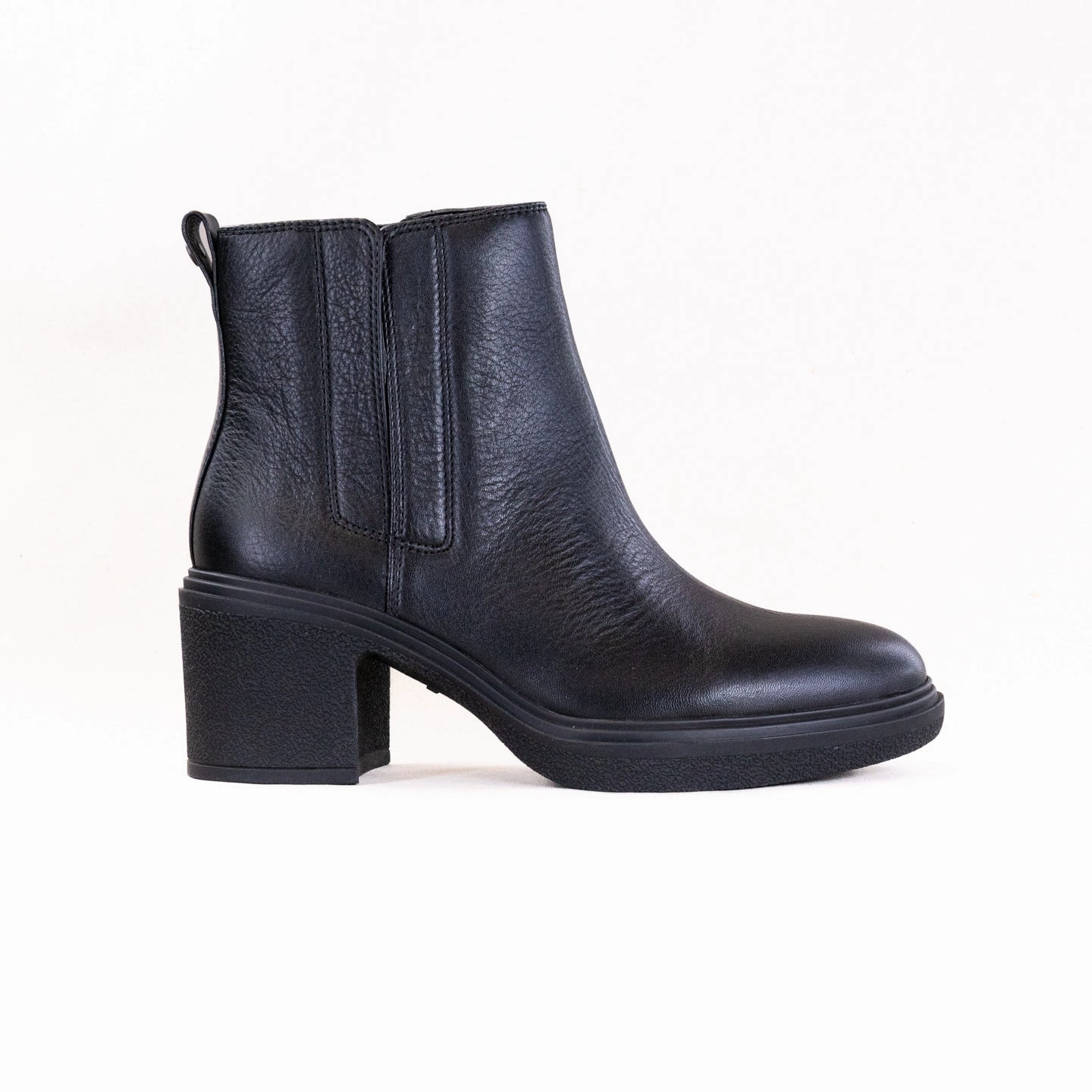 Vionic Savannah (Women's) - Black Smart Look