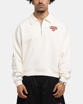 RibbedNeckline Reverseble Design Mitchell & Ness New York Knicks Boxy Quarter Zip Crewneck Egret