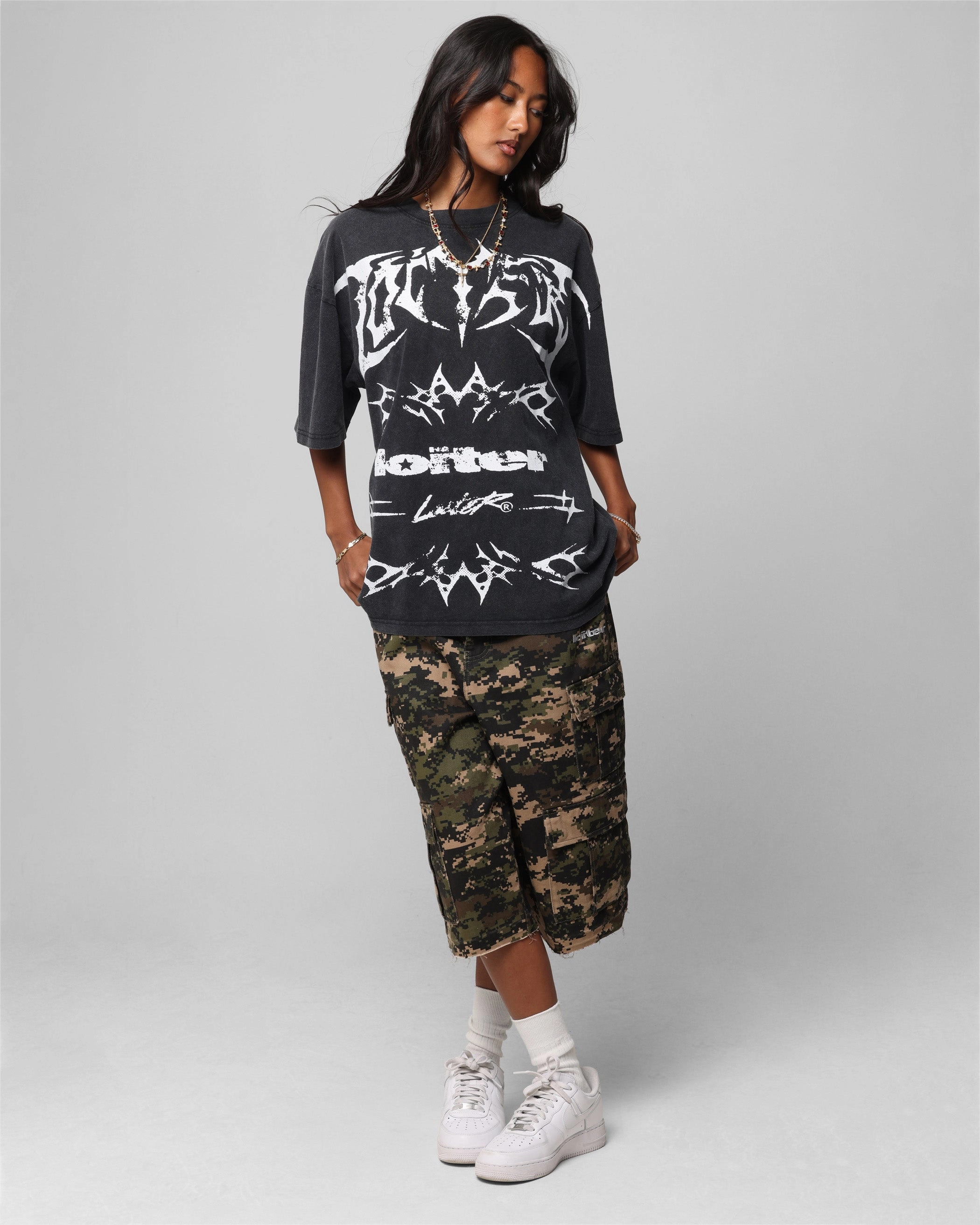 SlimFitAdaptation Street Style Loiter Metal Stacked Vintage T-Shirt Vintage Black