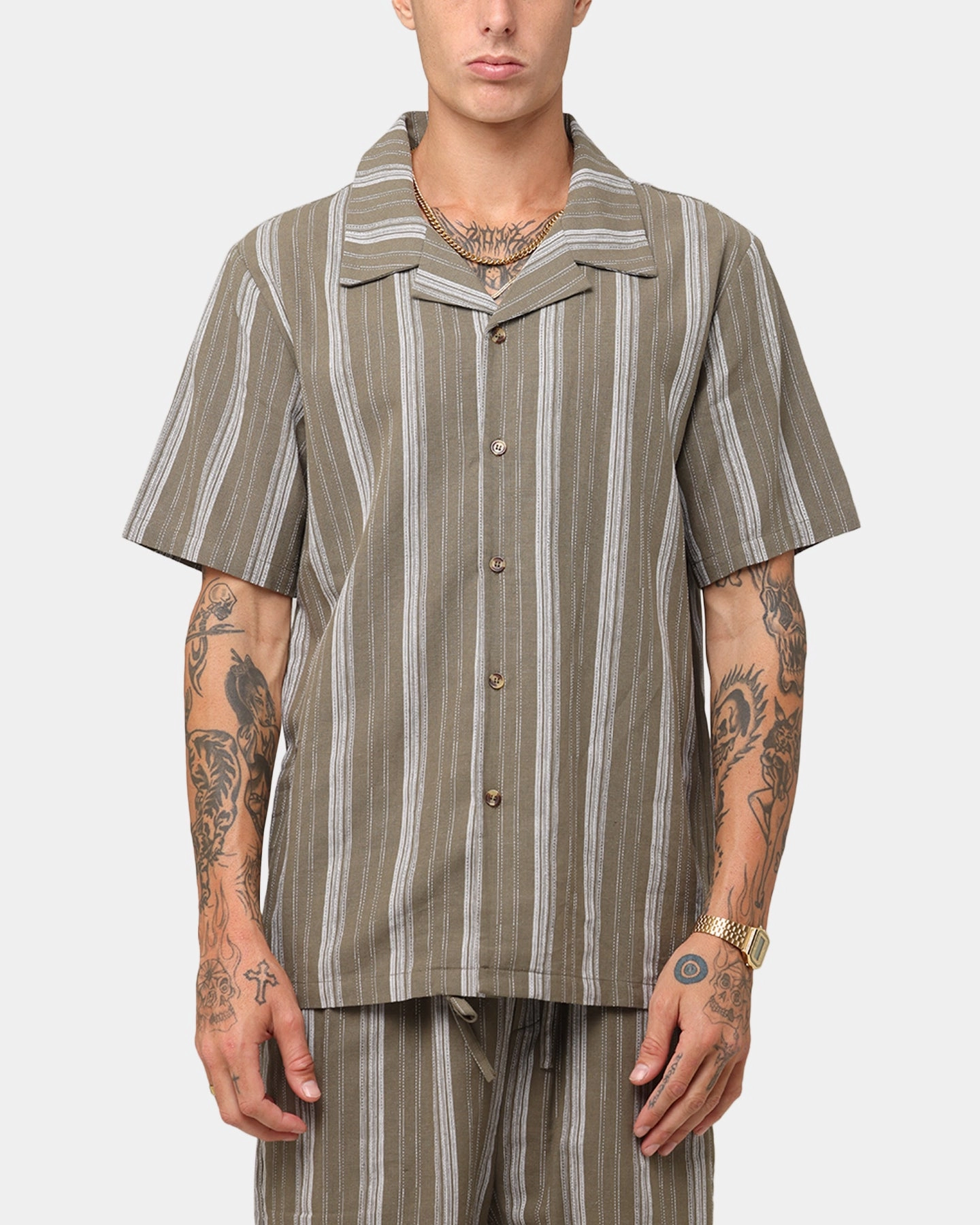 WideNeckline Biodegradable Fiber Blend XXIII Condesa Linen Button Up Shirt Olive