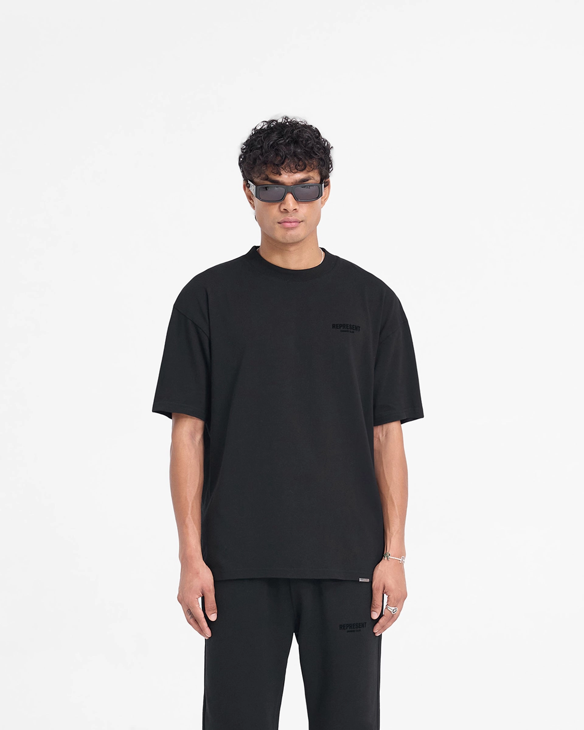 Represent Owners Club Flocked T-Shirt - Black Quality Layer