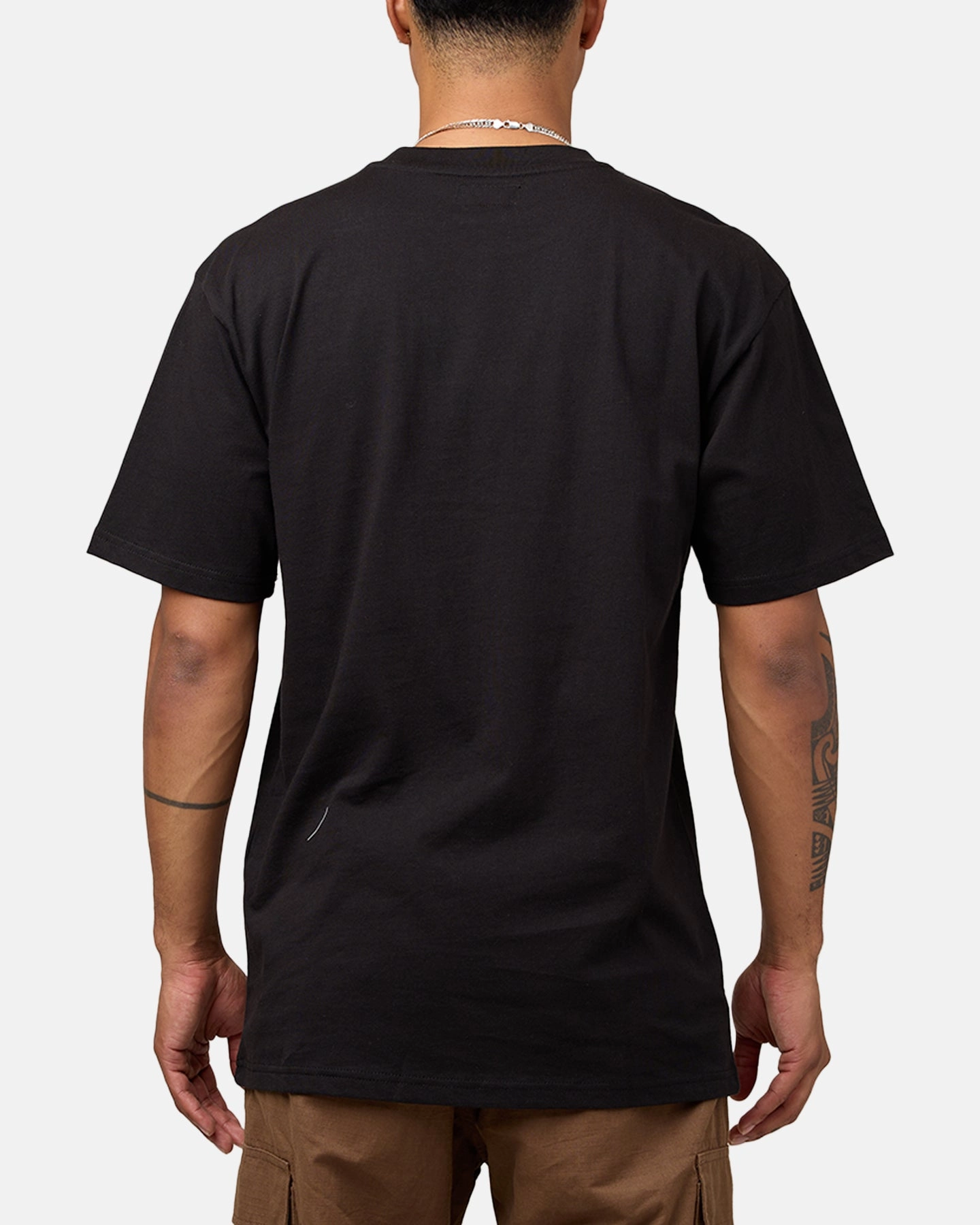 Market X Smiley Hoops T-Shirt Black Flattering Drape