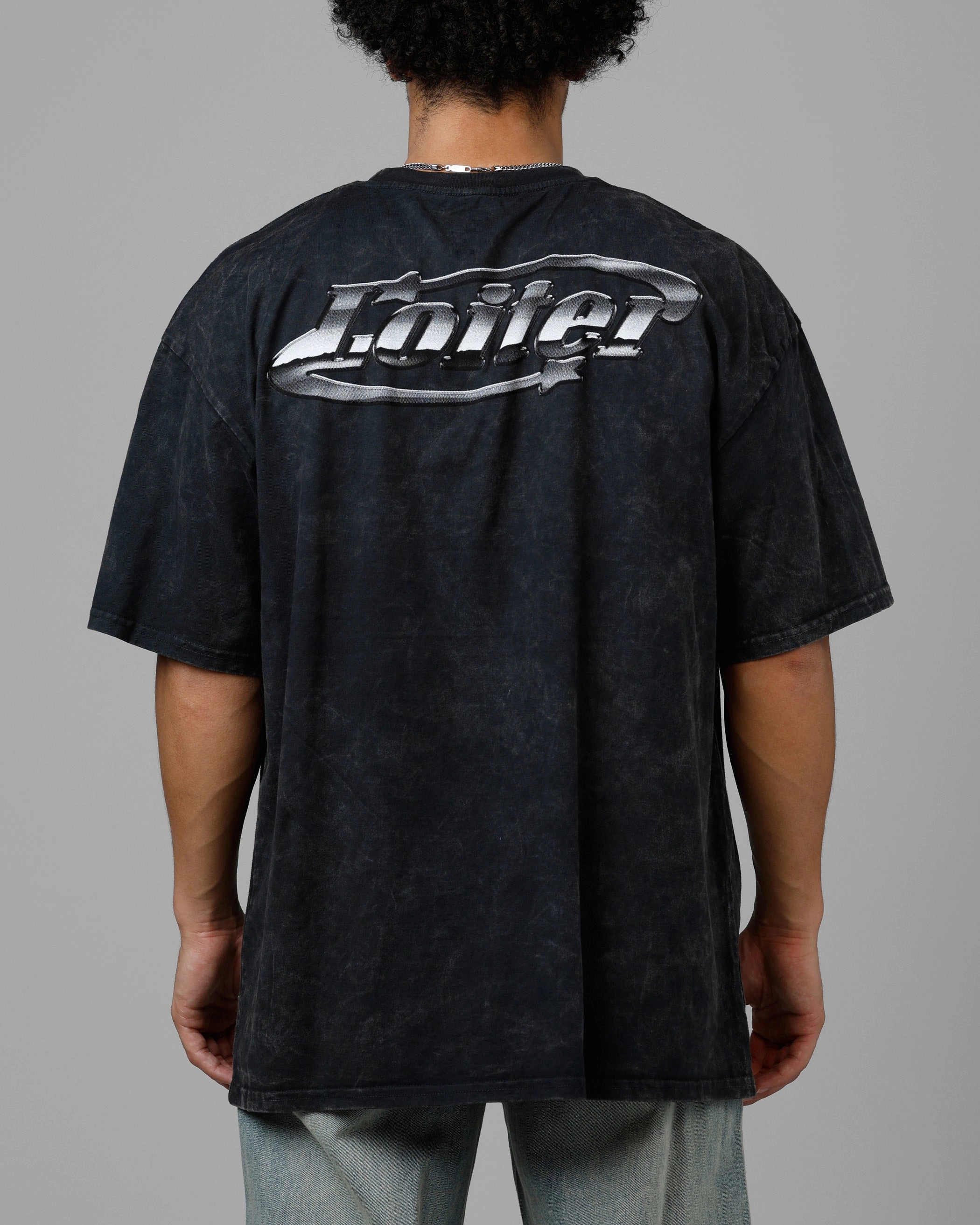 Active Design Loiter Chrome Logo T-Shirt Black Acidwash