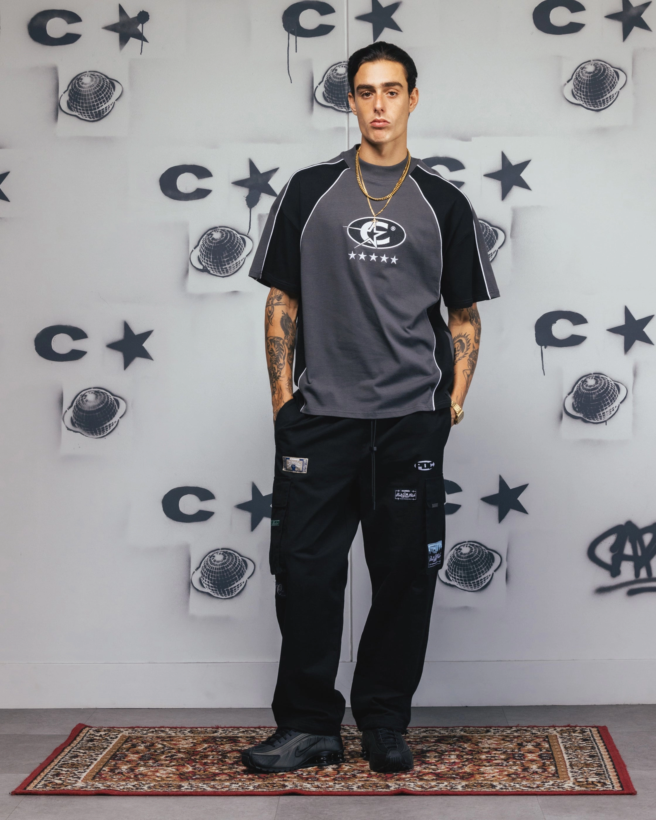 Carre Vortex Panelled T-Shirt Grey/Black Rolled Hem Finish