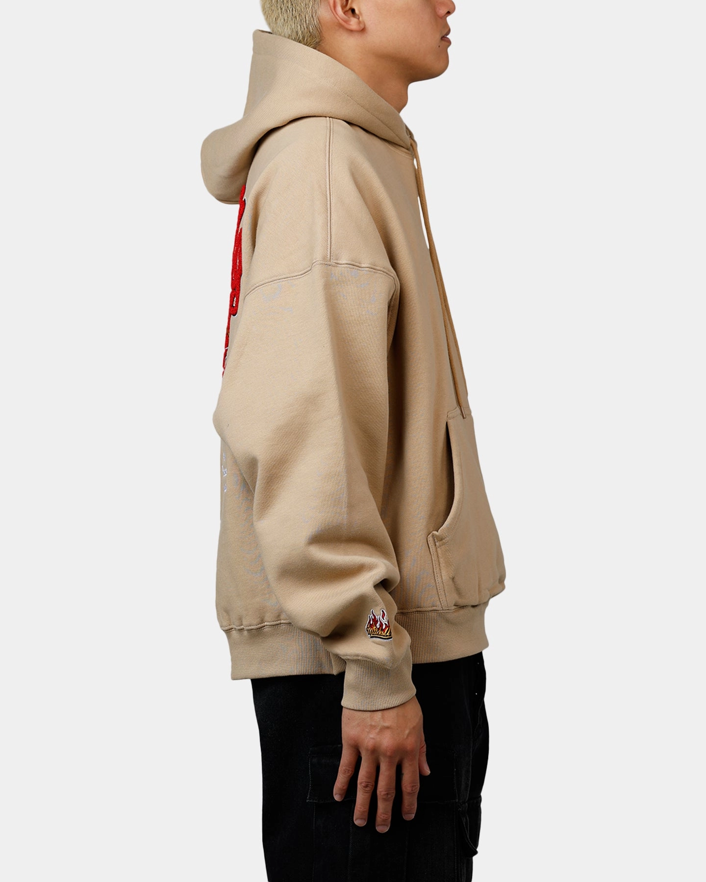 Layered Ventilation Zones DoubleLayered Collar Mitchell & Ness Chicago Bulls Fireball Hoodie Tan