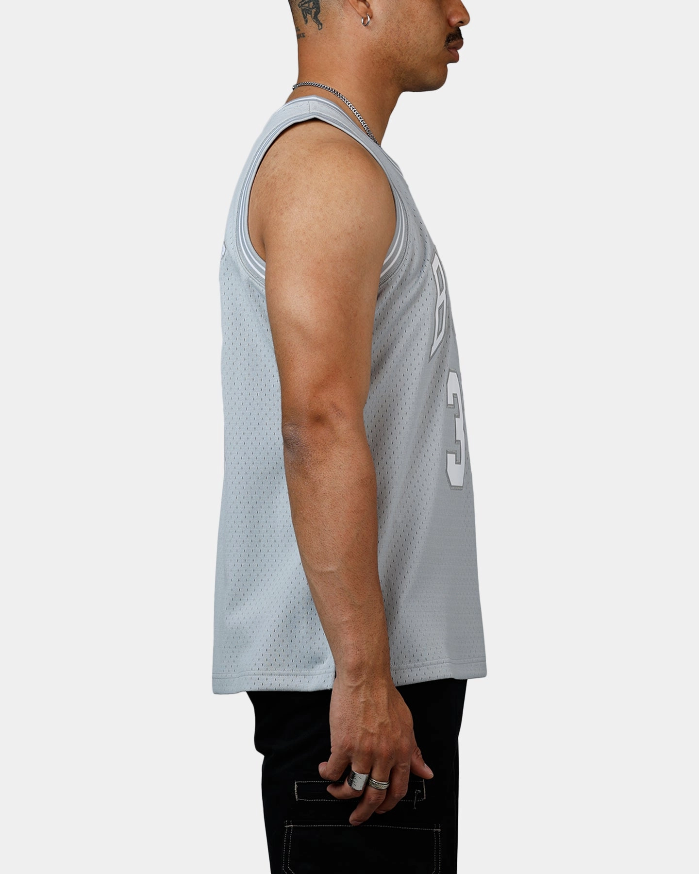 Mitchell & Ness Chicago Bulls Scottie Pippen 1997-1998 Swingman Jersey Grey Zero Waste Cut Pattern