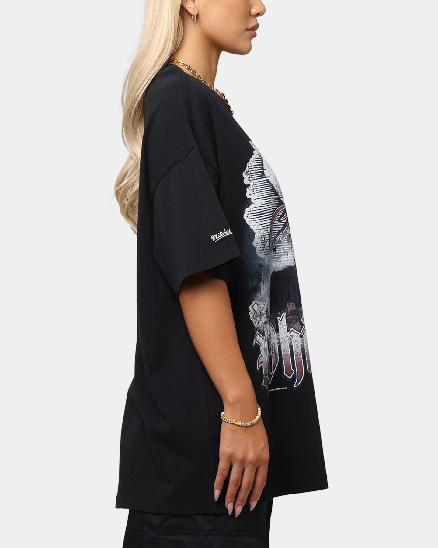 Minimalist Silhouette Mitchell & Ness Chicago White Sox Soaring T-Shirt Black