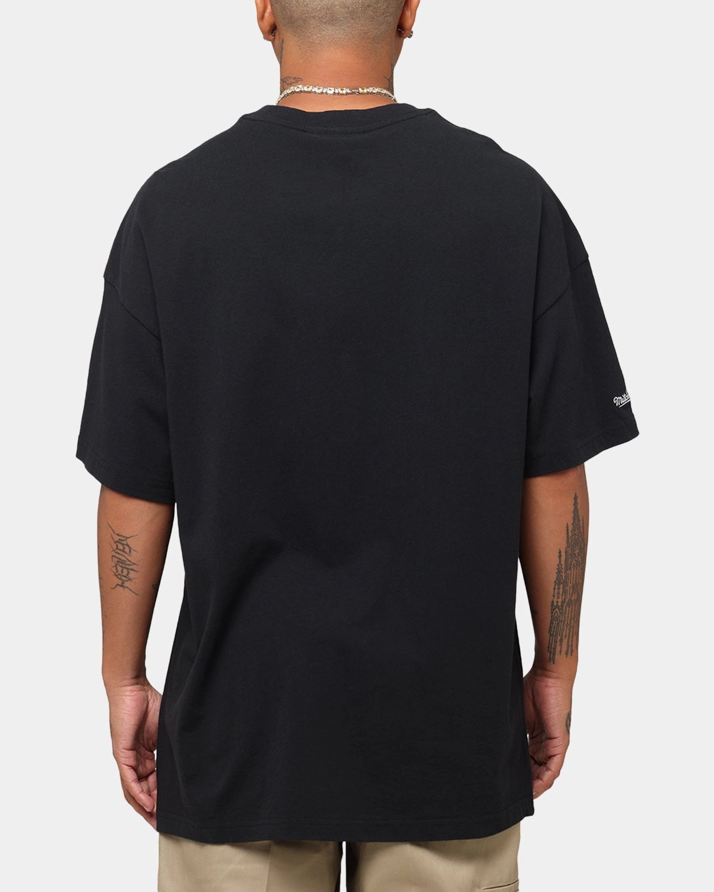 Mitchell & Ness Chicago White Sox Soaring T-Shirt Black NonChafe Tag Placement Tagless Labeling