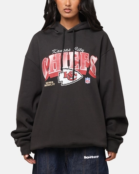 RawHemDetail Mitchell & Ness Kansas City Chiefs Arch Hoodie Faded Black