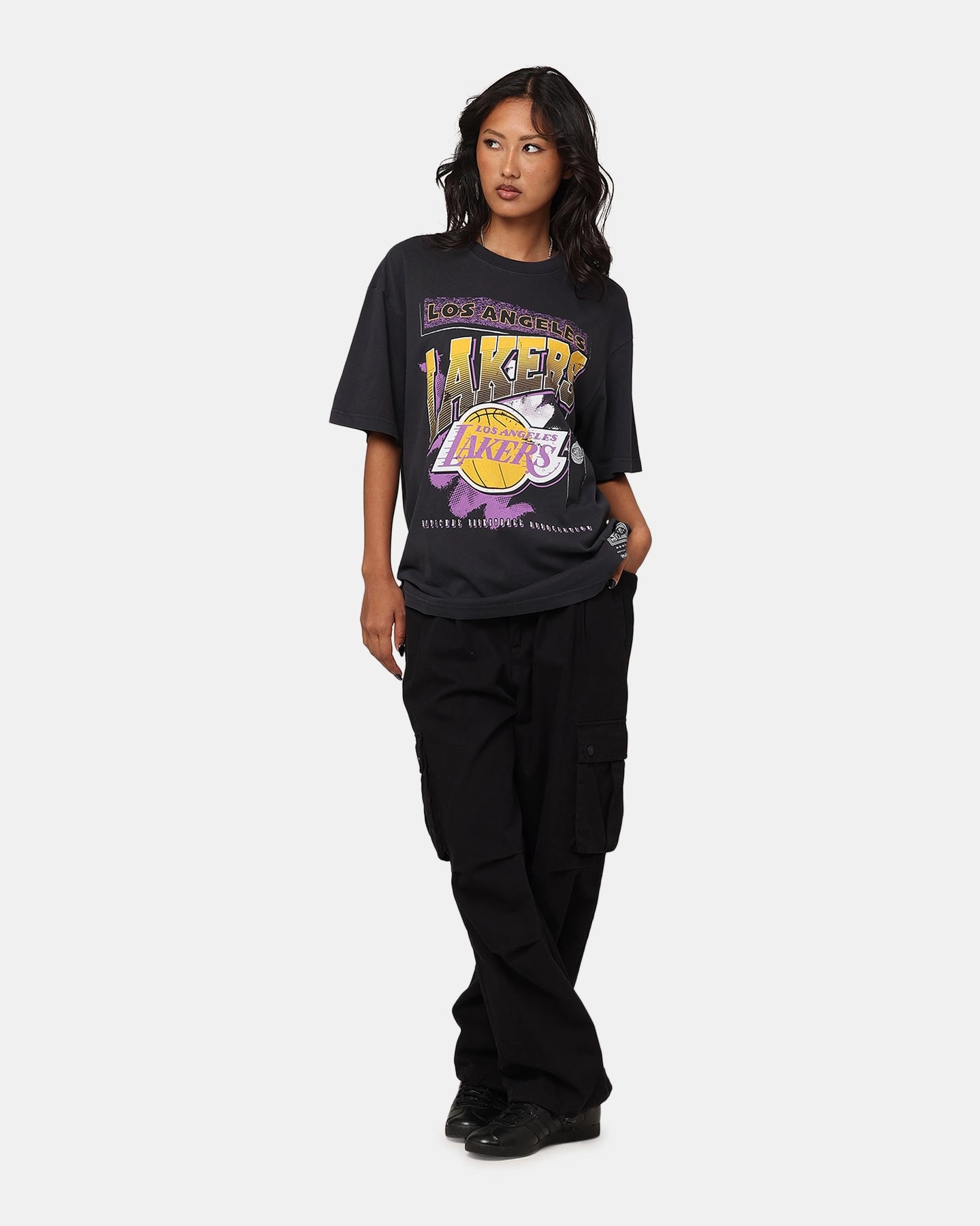 Mitchell & Ness Los Angeles Lakers Brush Off 2.0 T-Shirt Faded Black Roll Up Sleeve System